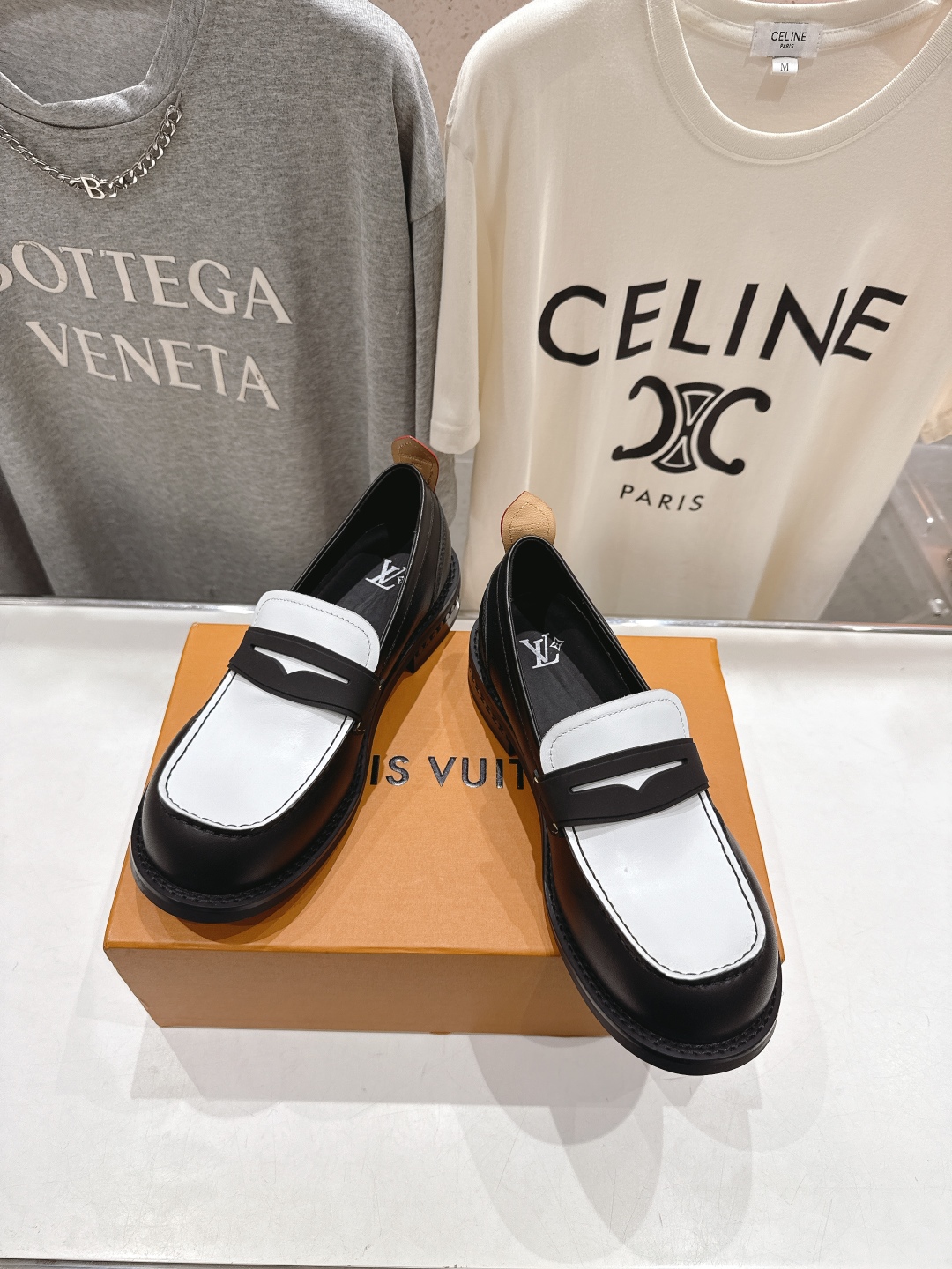 高版本出厂 情侣款 LOUIS VUITTON ss25 LV驴牌新款厚底大头鞋情侣休闲鞋乐福鞋本款 乐