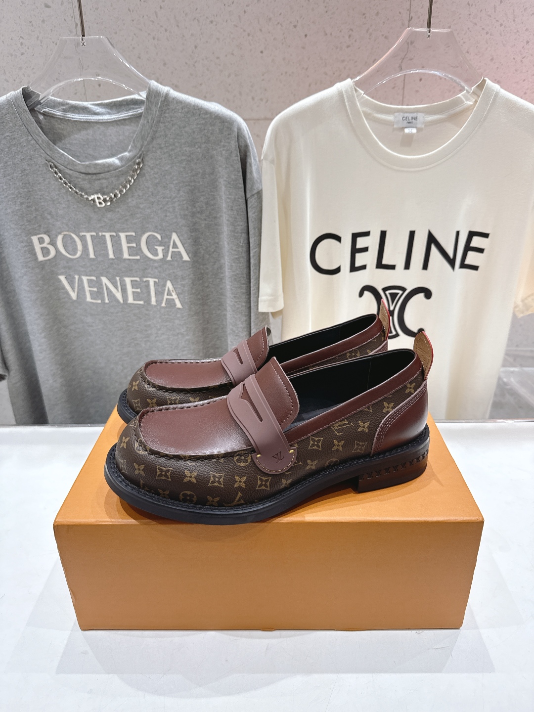 高版本出厂 情侣款 LOUIS VUITTON ss25 LV驴牌新款厚底大头鞋情侣休闲鞋乐福鞋本款 乐