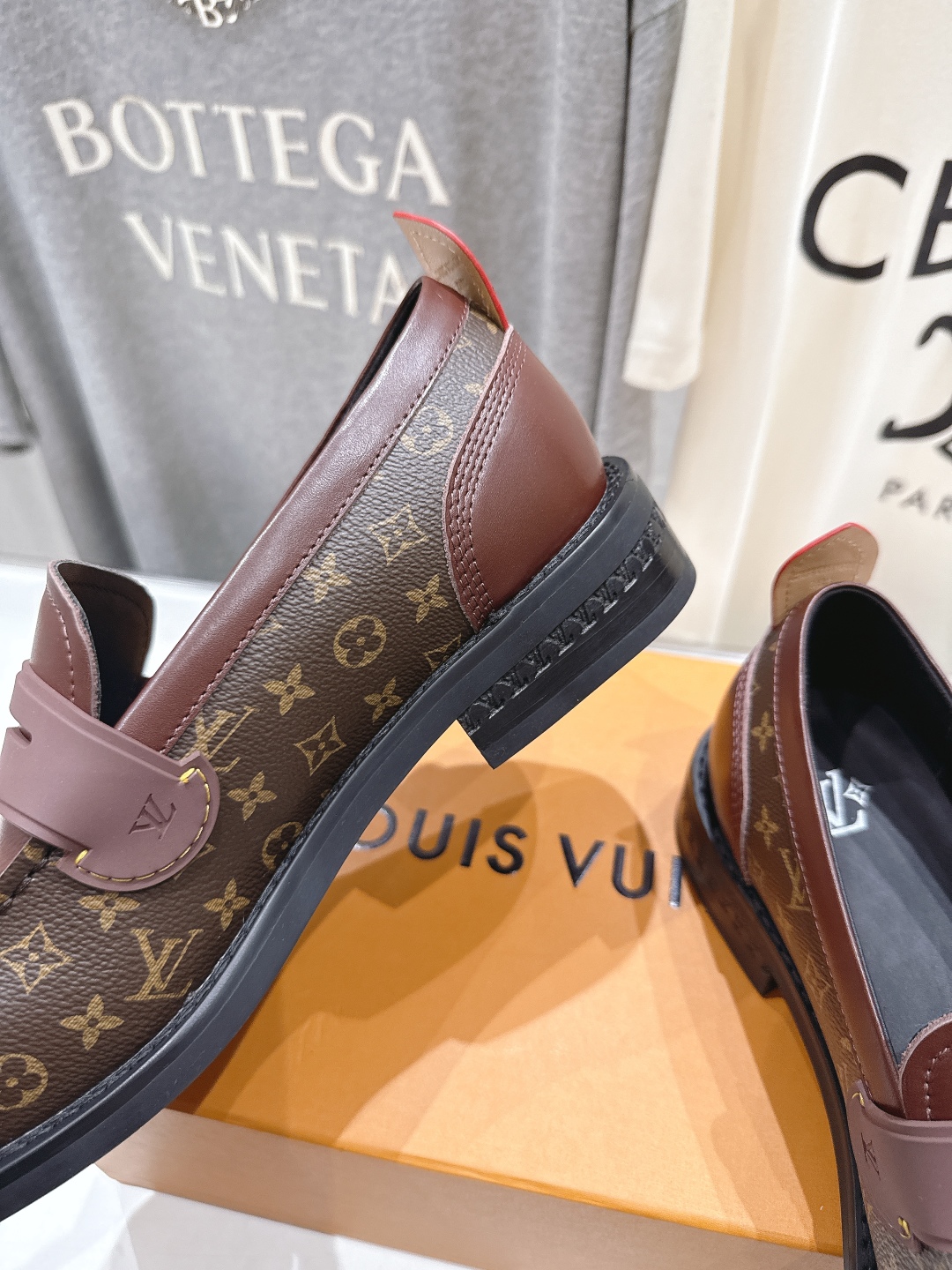 高版本出厂 情侣款 LOUIS VUITTON ss25 LV驴牌新款厚底大头鞋情侣休闲鞋乐福鞋本款 乐