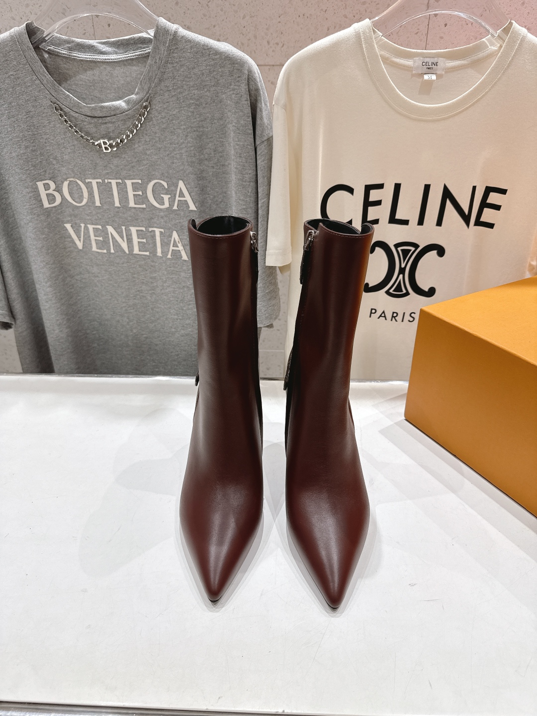 高版本出厂 LOUIS VUITTON 25ss LV驴牌秋冬新款高跟短靴楦型百搭瘦脚yyds.造型立体