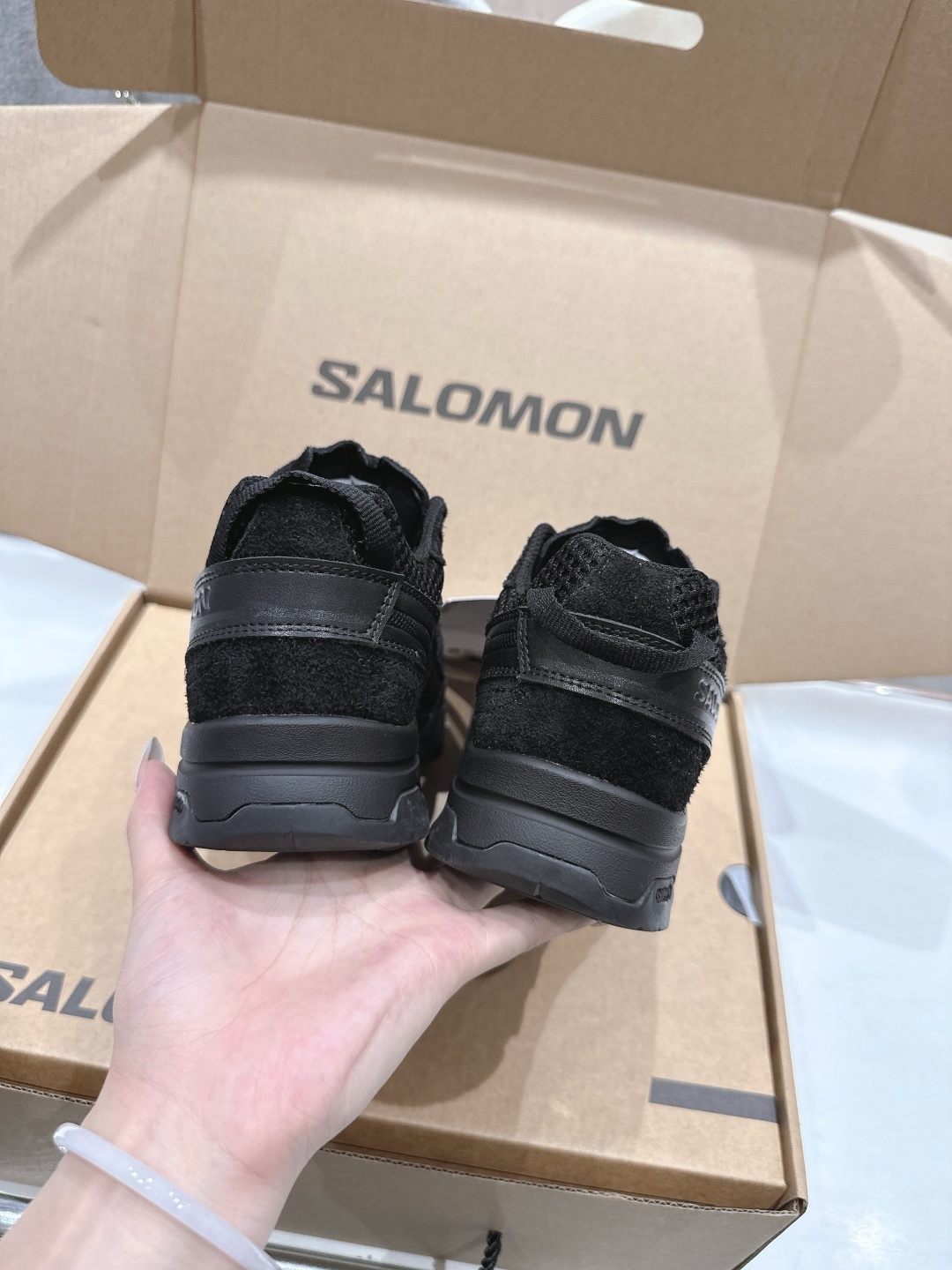 高版本出厂 情侣款 Salomon萨洛蒙~F055 2025ss最新款休闲运动鞋厚底登山德比鞋跑步鞋~男