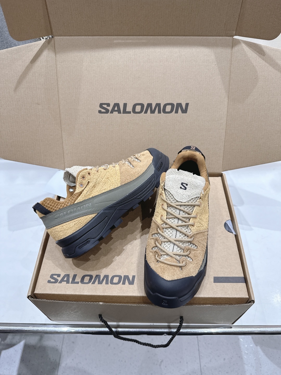 高版本出厂 情侣款 Salomon萨洛蒙~F055 2025ss最新款休闲运动鞋厚底登山德比鞋跑步鞋~男