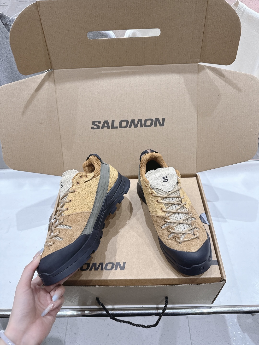 高版本出厂 情侣款 Salomon萨洛蒙~F055 2025ss最新款休闲运动鞋厚底登山德比鞋跑步鞋~男