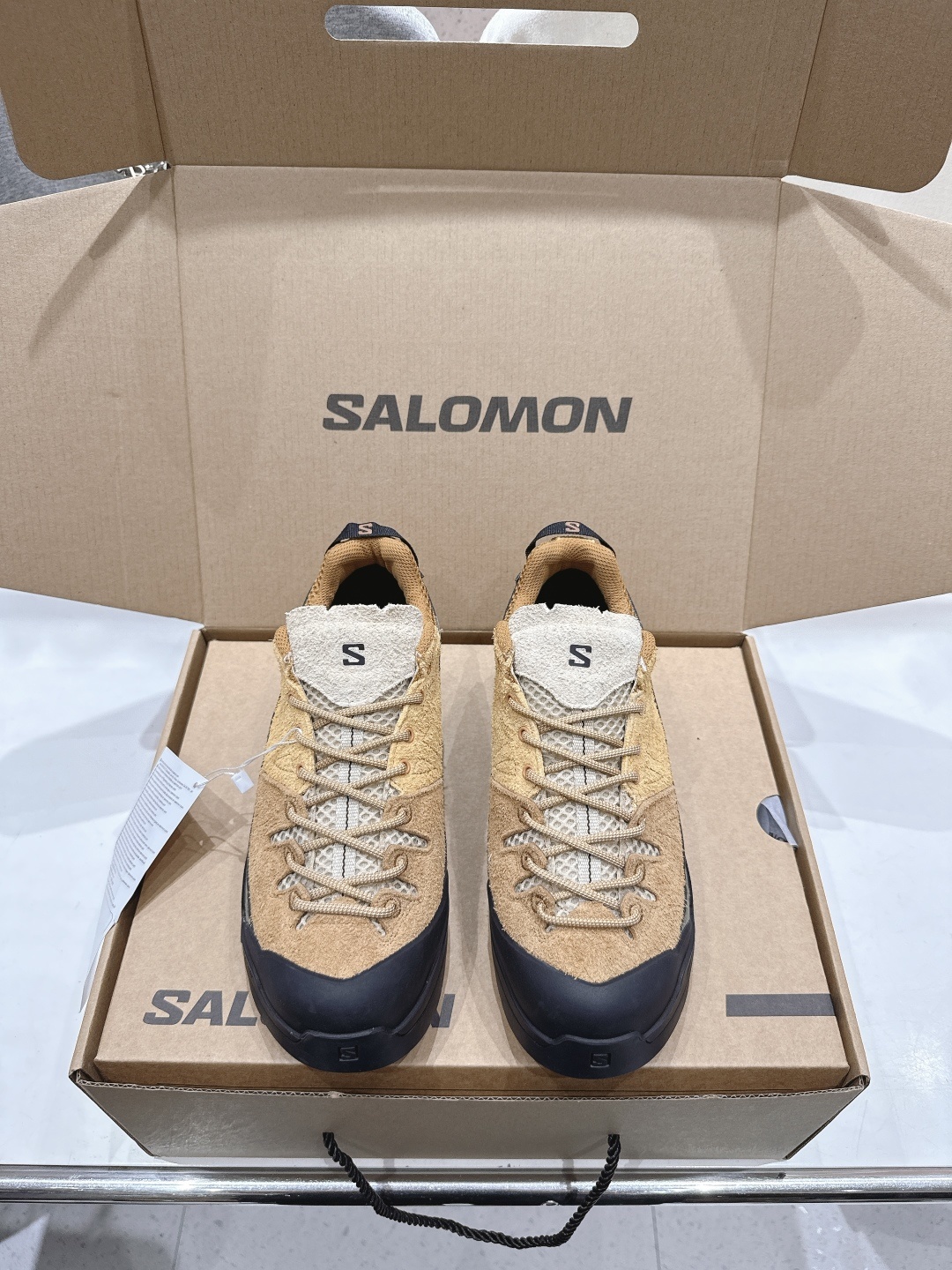 高版本出厂 情侣款 Salomon萨洛蒙~F055 2025ss最新款休闲运动鞋厚底登山德比鞋跑步鞋~男