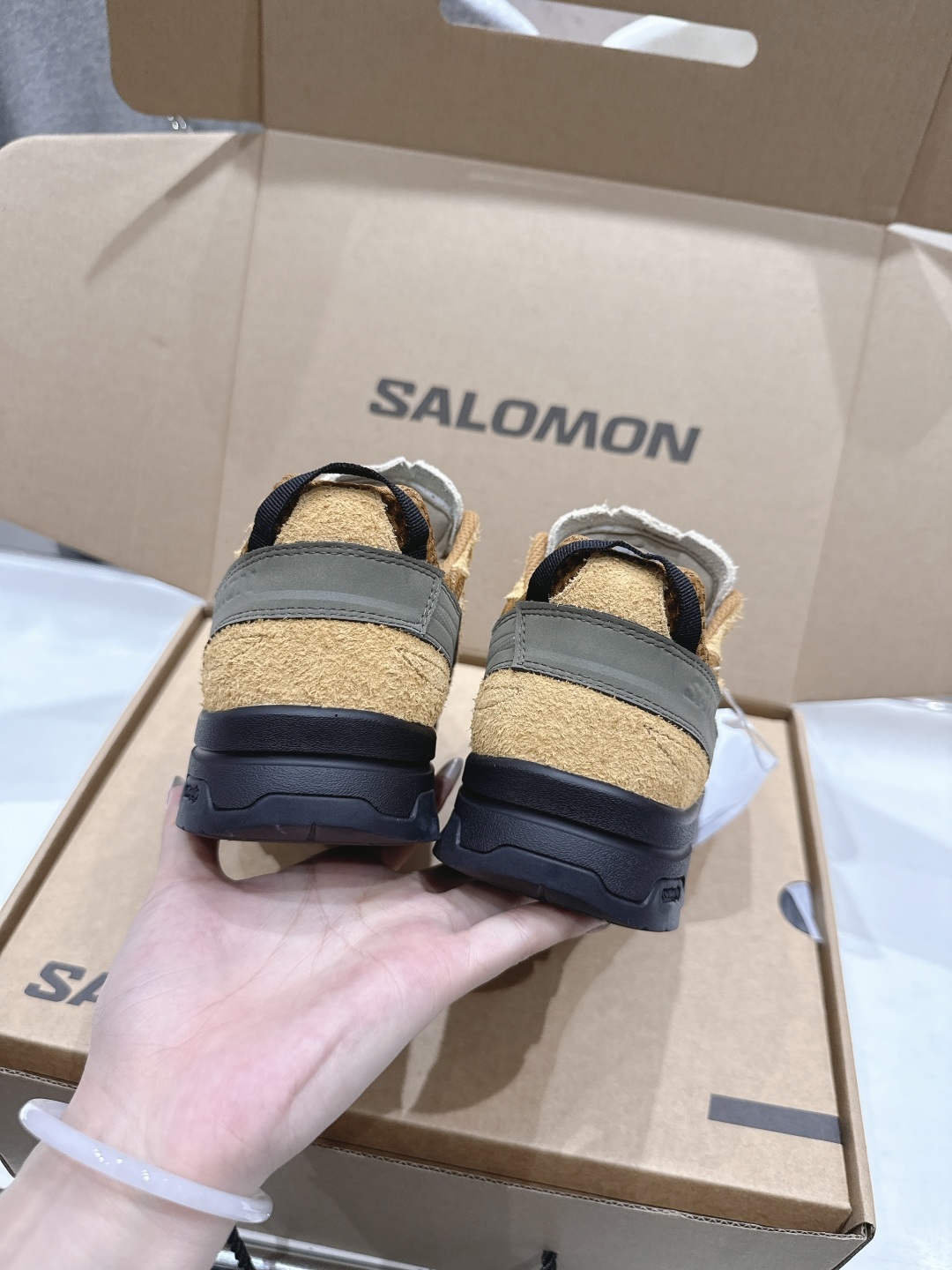 高版本出厂 情侣款 Salomon萨洛蒙~F055 2025ss最新款休闲运动鞋厚底登山德比鞋跑步鞋~男