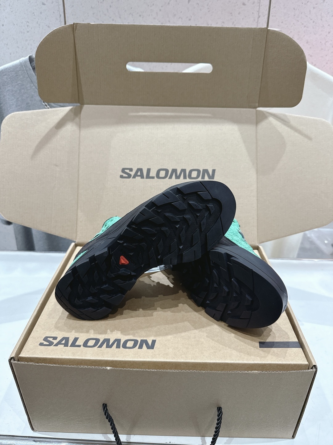 高版本出厂 情侣款 Salomon萨洛蒙~F055 2025ss最新款休闲运动鞋厚底登山德比鞋跑步鞋~男