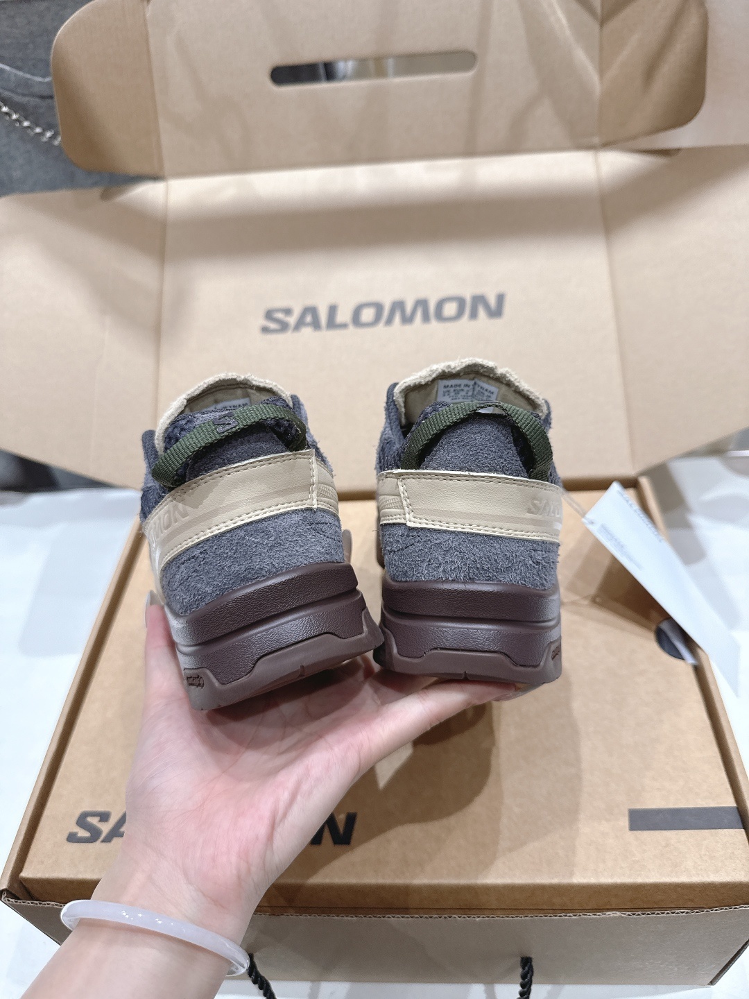 高版本出厂 情侣款 Salomon萨洛蒙~F055 2025ss最新款休闲运动鞋厚底登山德比鞋跑步鞋~男