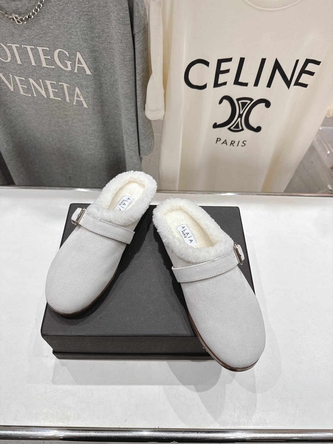 高版本出厂 毛里 独家新品 Alaia 阿莱亚25ss/秋冬走秀款平底羊毛里一脚蹬半包拖鞋章小蕙同款 甜