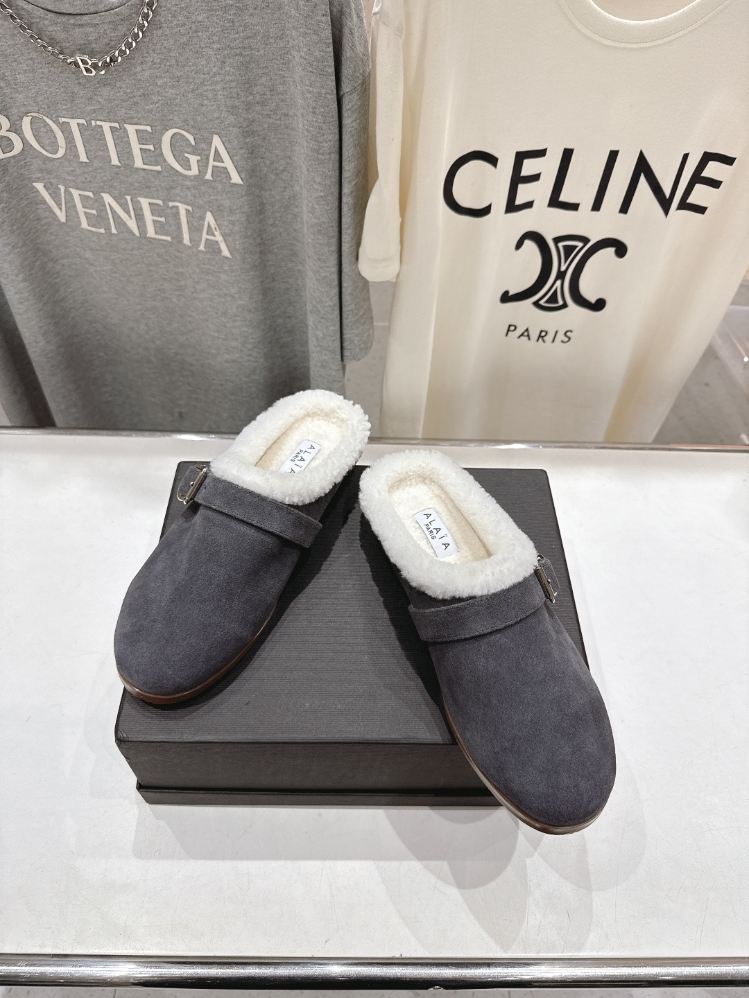 高版本出厂 毛里 独家新品 Alaia 阿莱亚25ss/秋冬走秀款平底羊毛里一脚蹬半包拖鞋章小蕙同款 甜