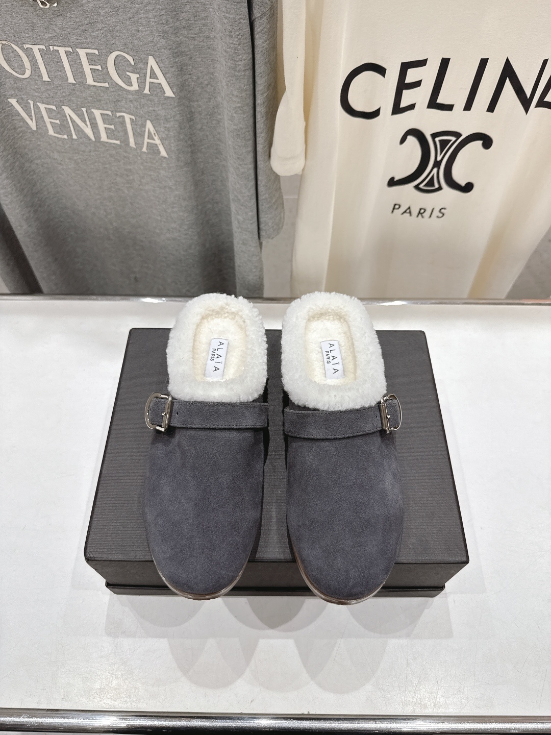 高版本出厂 毛里 独家新品 Alaia 阿莱亚25ss/秋冬走秀款平底羊毛里一脚蹬半包拖鞋章小蕙同款 甜