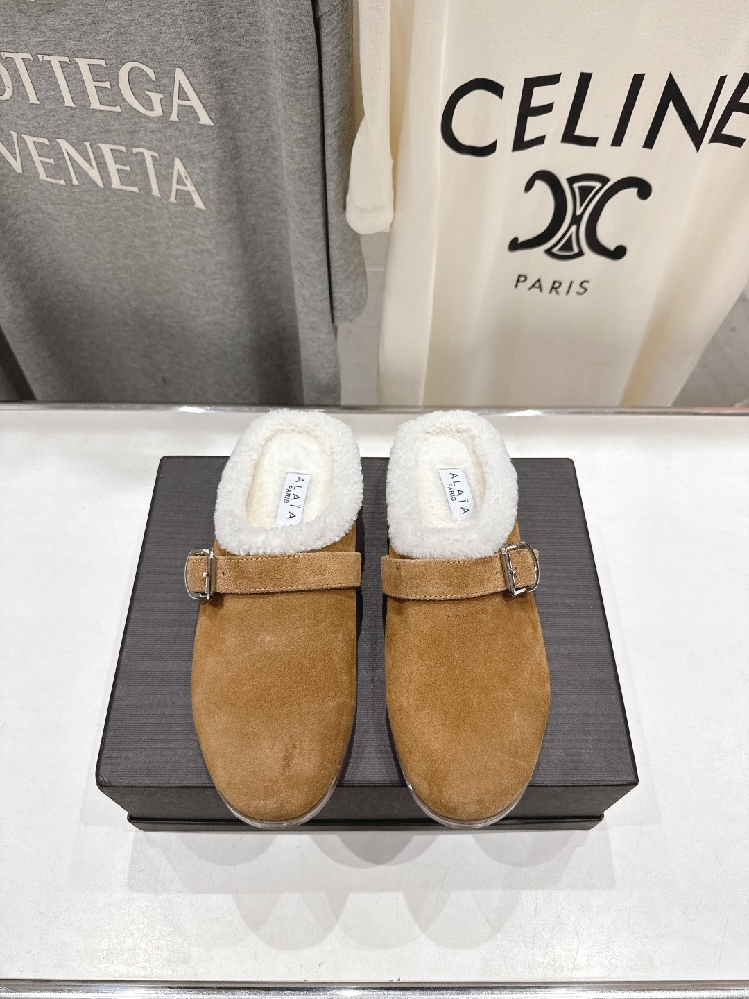 高版本出厂 毛里 独家新品 Alaia 阿莱亚25ss/秋冬走秀款平底羊毛里一脚蹬半包拖鞋章小蕙同款 甜