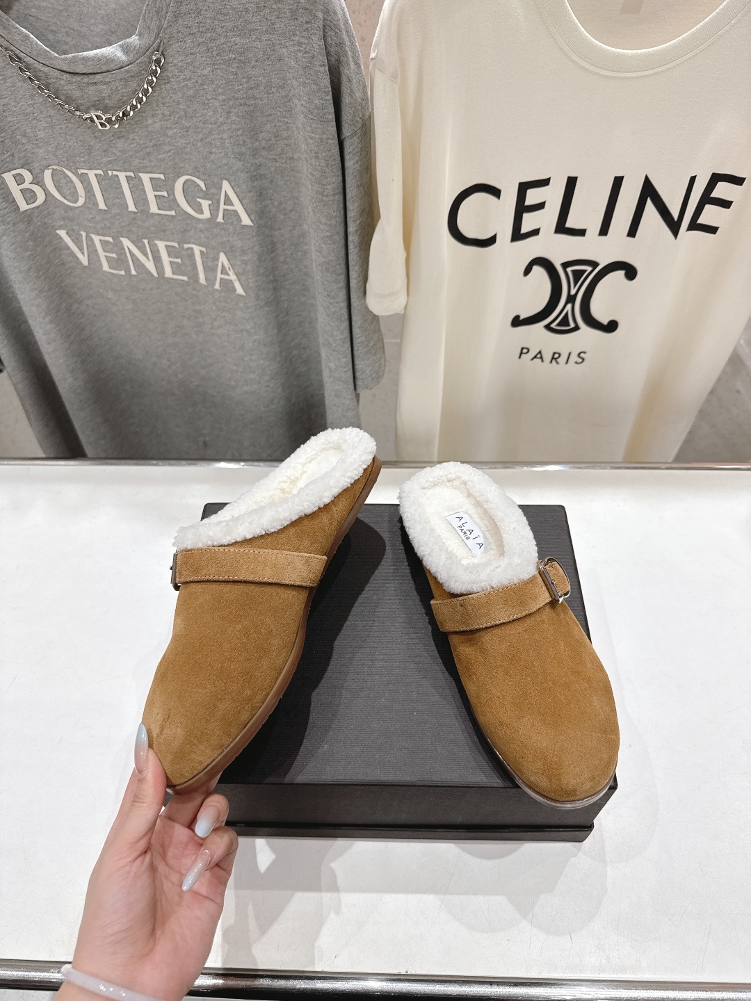 高版本出厂 毛里 独家新品 Alaia 阿莱亚25ss/秋冬走秀款平底羊毛里一脚蹬半包拖鞋章小蕙同款 甜