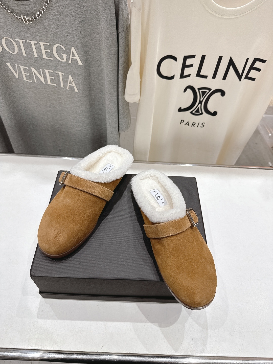 高版本出厂 毛里 独家新品 Alaia 阿莱亚25ss/秋冬走秀款平底羊毛里一脚蹬半包拖鞋章小蕙同款 甜