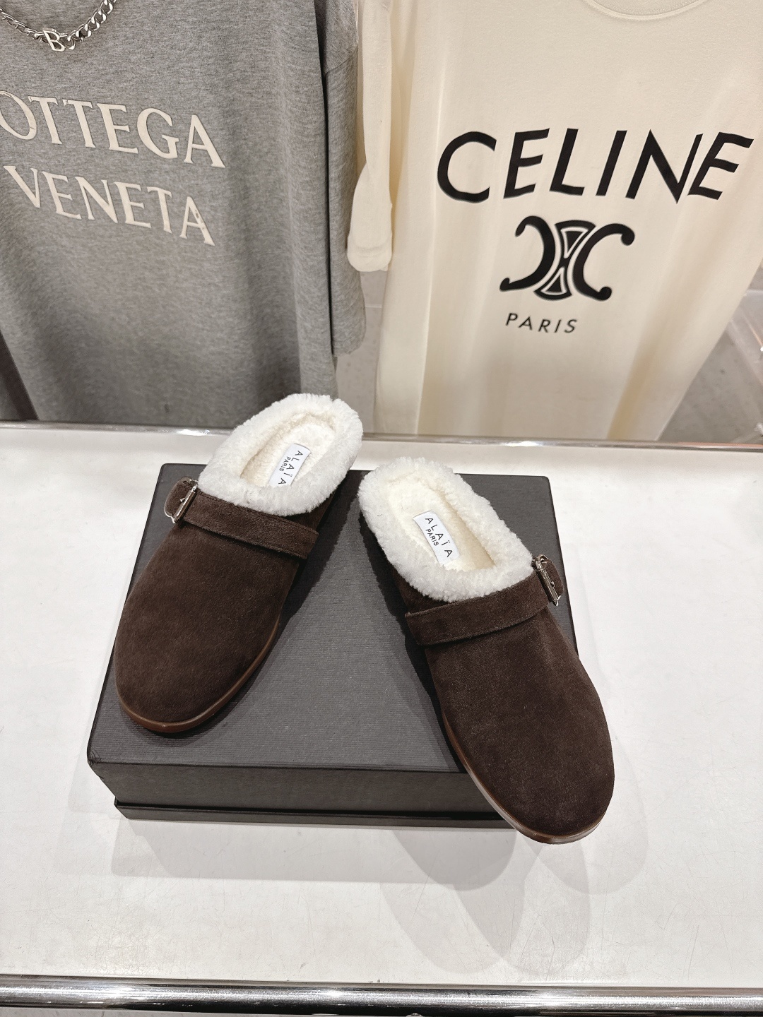 高版本出厂 毛里 独家新品 Alaia 阿莱亚25ss/秋冬走秀款平底羊毛里一脚蹬半包拖鞋章小蕙同款 甜