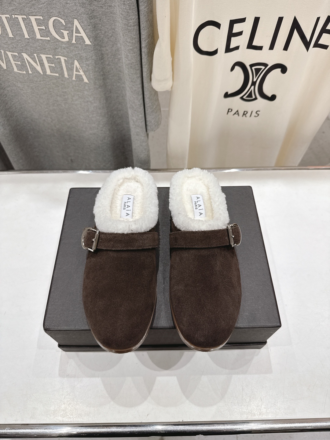 高版本出厂 毛里 独家新品 Alaia 阿莱亚25ss/秋冬走秀款平底羊毛里一脚蹬半包拖鞋章小蕙同款 甜