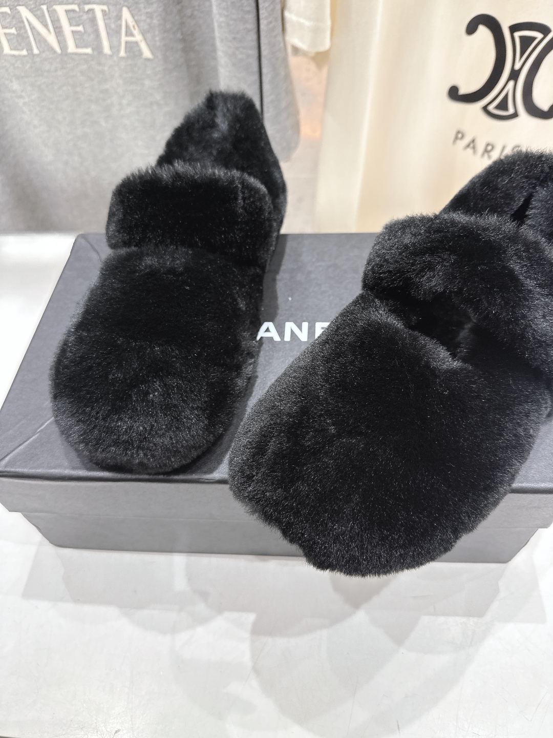 高版本出厂 Chanel.VintageF036 2025ss小香秋冬新款一脚蹬毛毛鞋玛丽珍乐福鞋休闲单