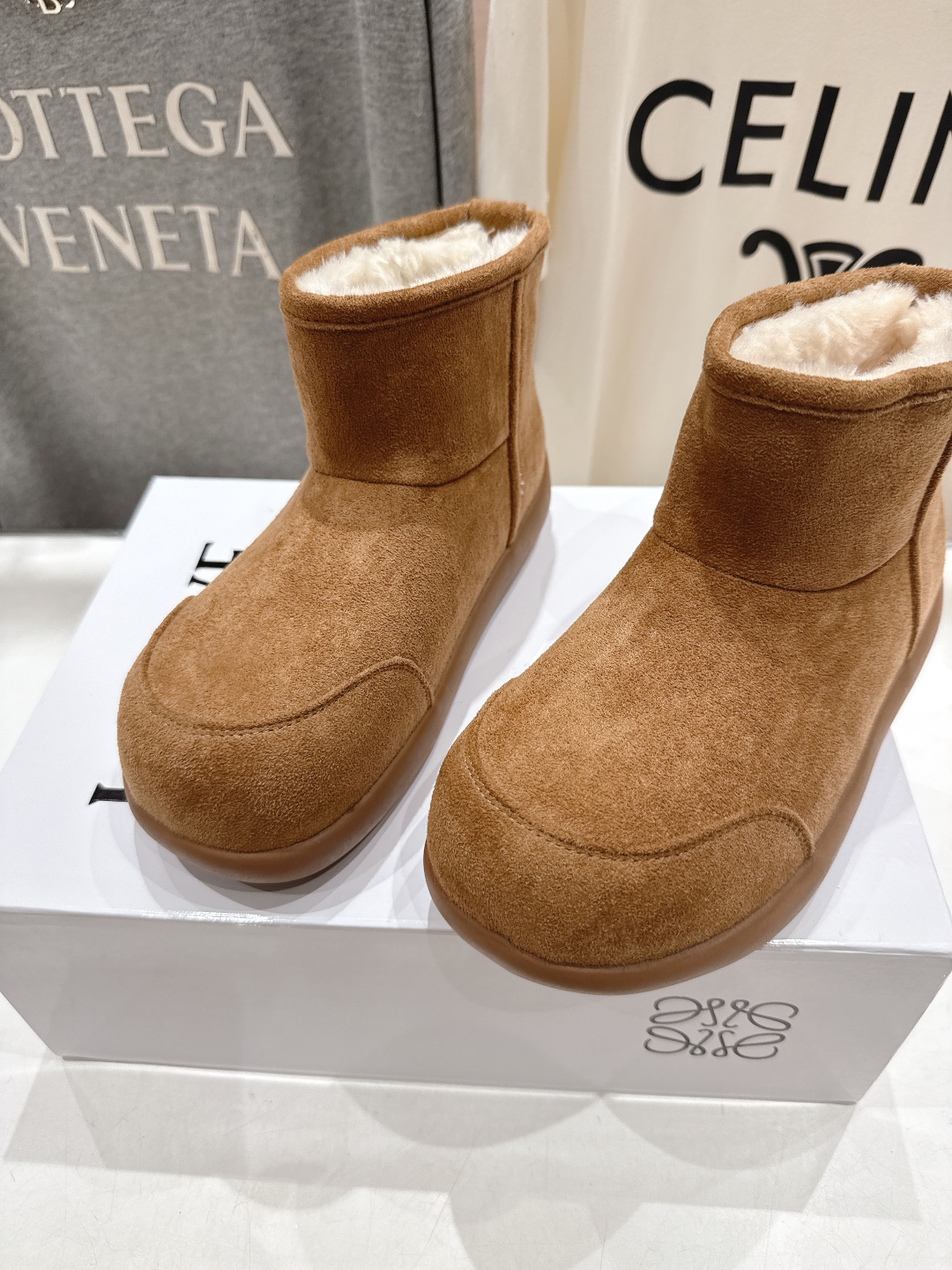 高版本出厂 Loewe/罗意威F036 25ss冬季最新皮毛一体雪地靴羊毛靴短靴原版购入开发 顶级版本 