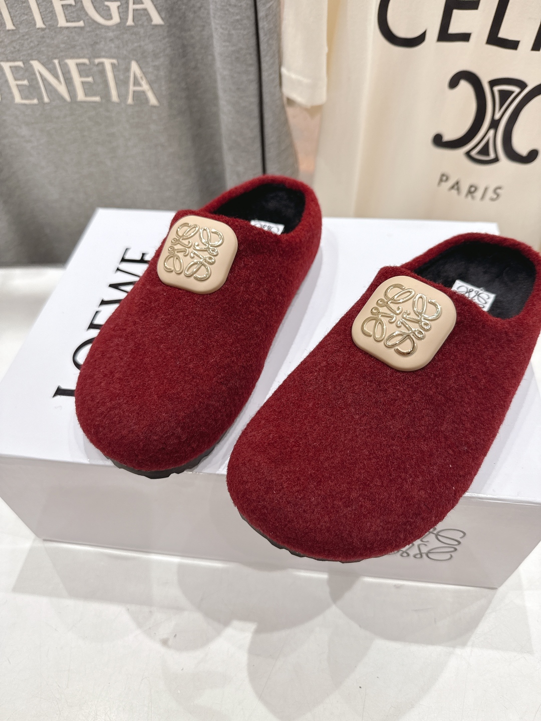 高版本出厂 LOEWE/罗意威F036 2025ss秋冬新款一脚蹬勃肯半包拖鞋 舒适度极高，非常具有辨识