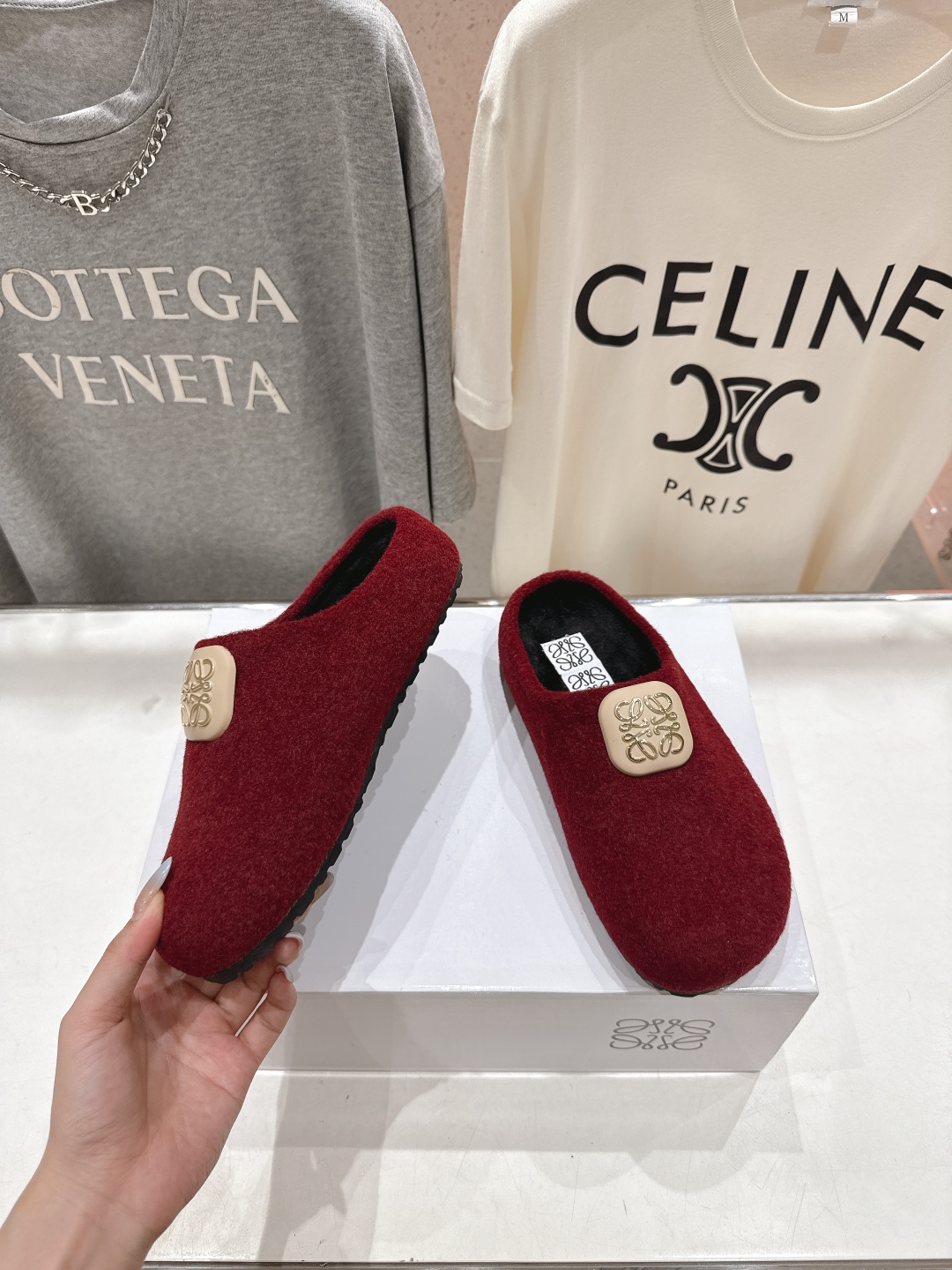 高版本出厂 LOEWE/罗意威F036 2025ss秋冬新款一脚蹬勃肯半包拖鞋 舒适度极高，非常具有辨识