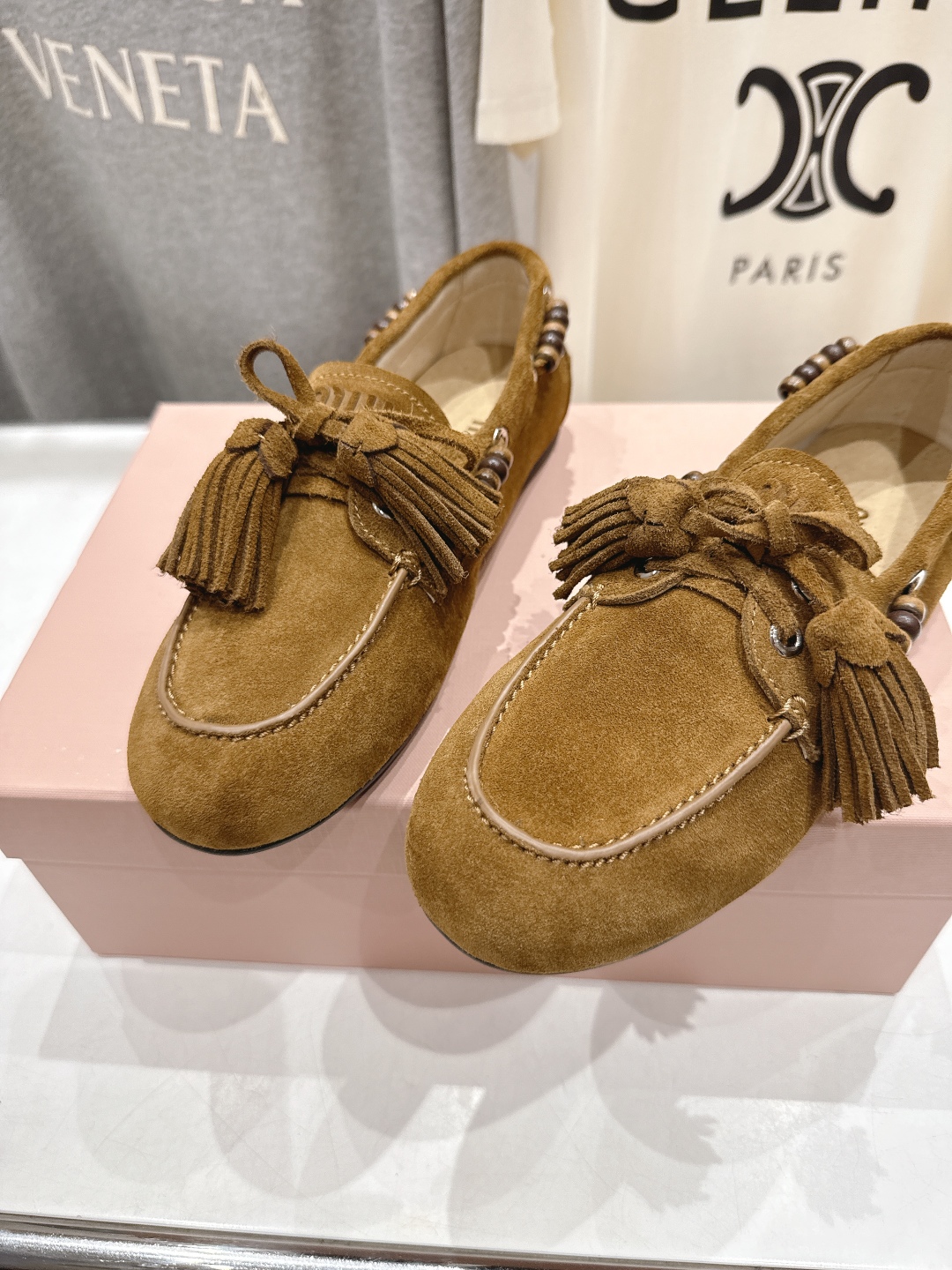 高版本出厂 MiuMiu/缪缪F029 25ss秋冬新款手工串珠流苏一脚蹬驾车鞋乐福鞋休闲单鞋这款永不过