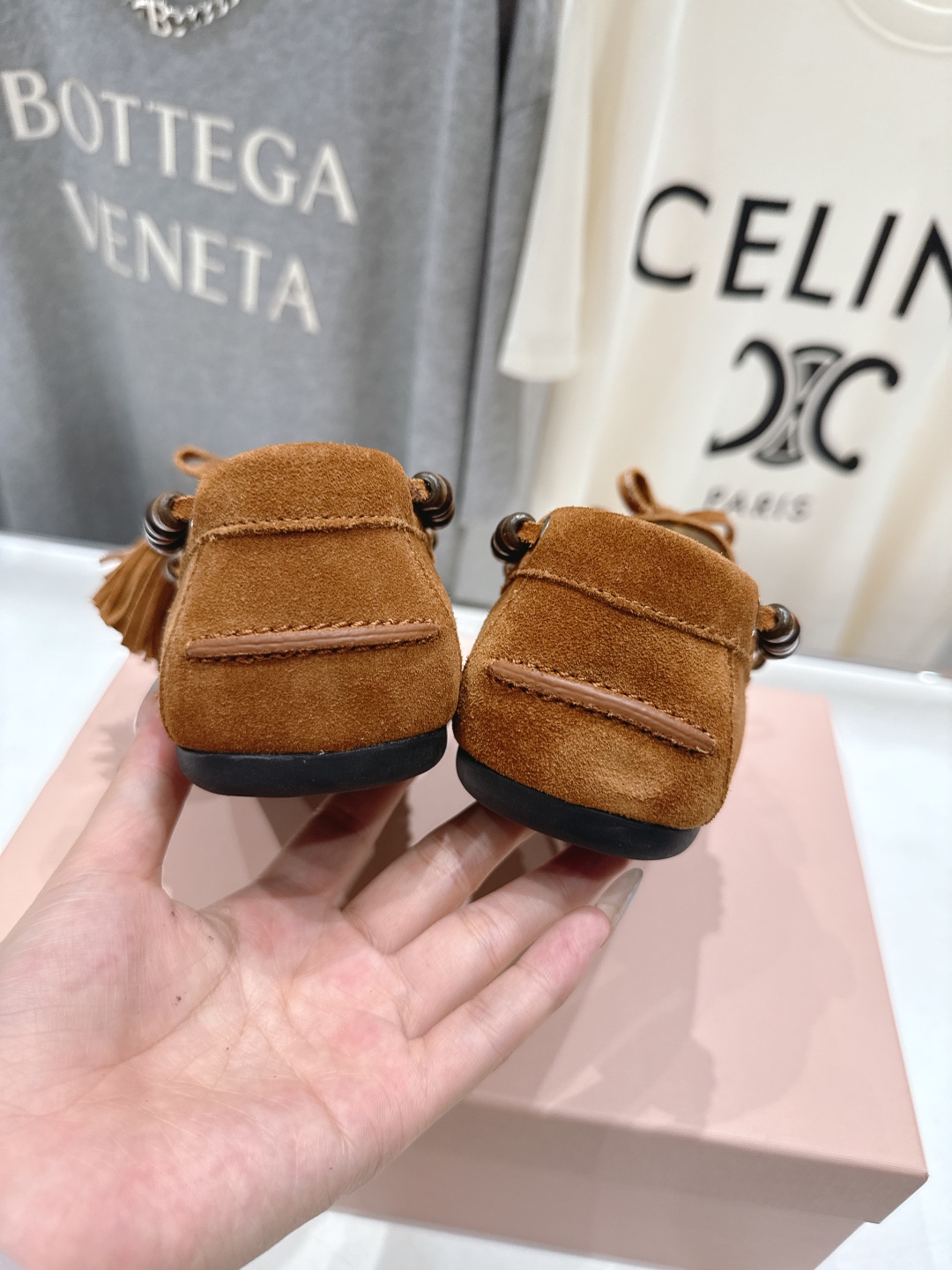 高版本出厂 MiuMiu/缪缪F029 25ss秋冬新款手工串珠流苏一脚蹬驾车鞋乐福鞋休闲单鞋这款永不过