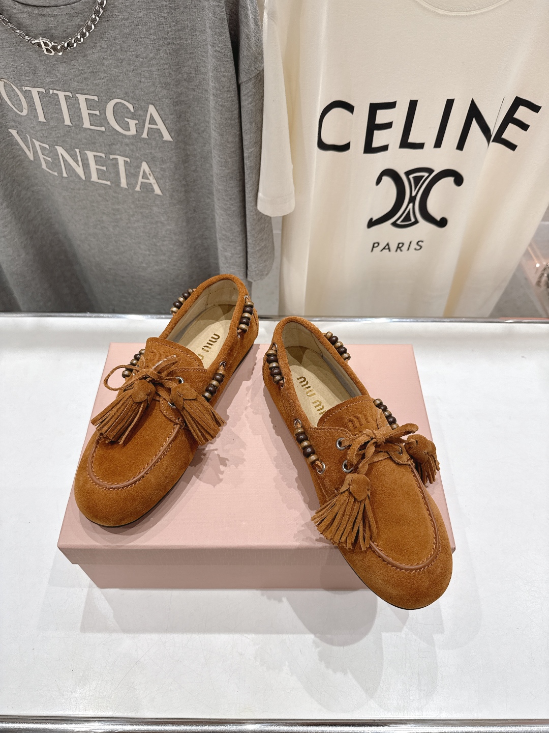 高版本出厂 MiuMiu/缪缪F029 25ss秋冬新款手工串珠流苏一脚蹬驾车鞋乐福鞋休闲单鞋这款永不过