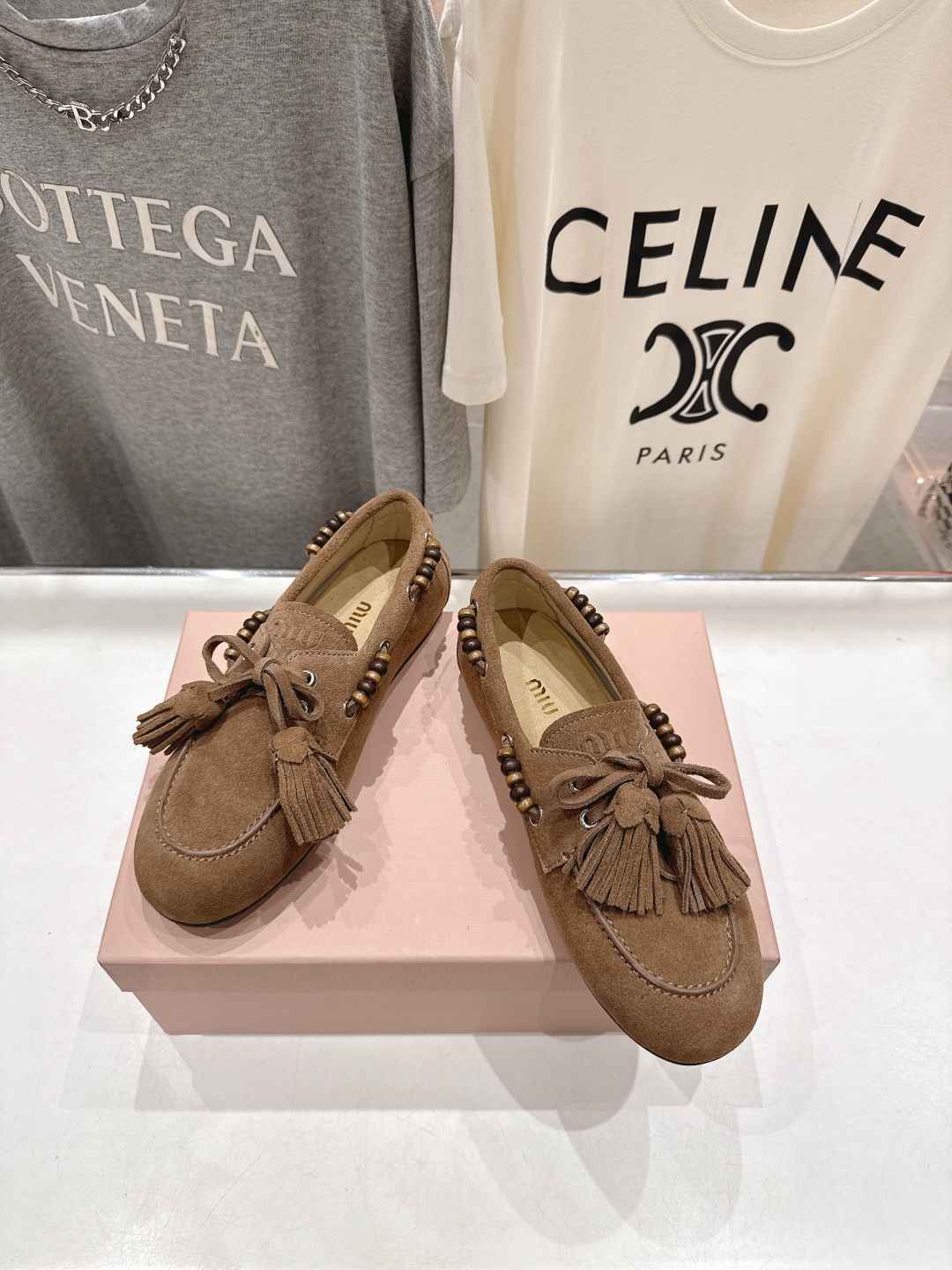 高版本出厂 MiuMiu/缪缪F029 25ss秋冬新款手工串珠流苏一脚蹬驾车鞋乐福鞋休闲单鞋这款永不过