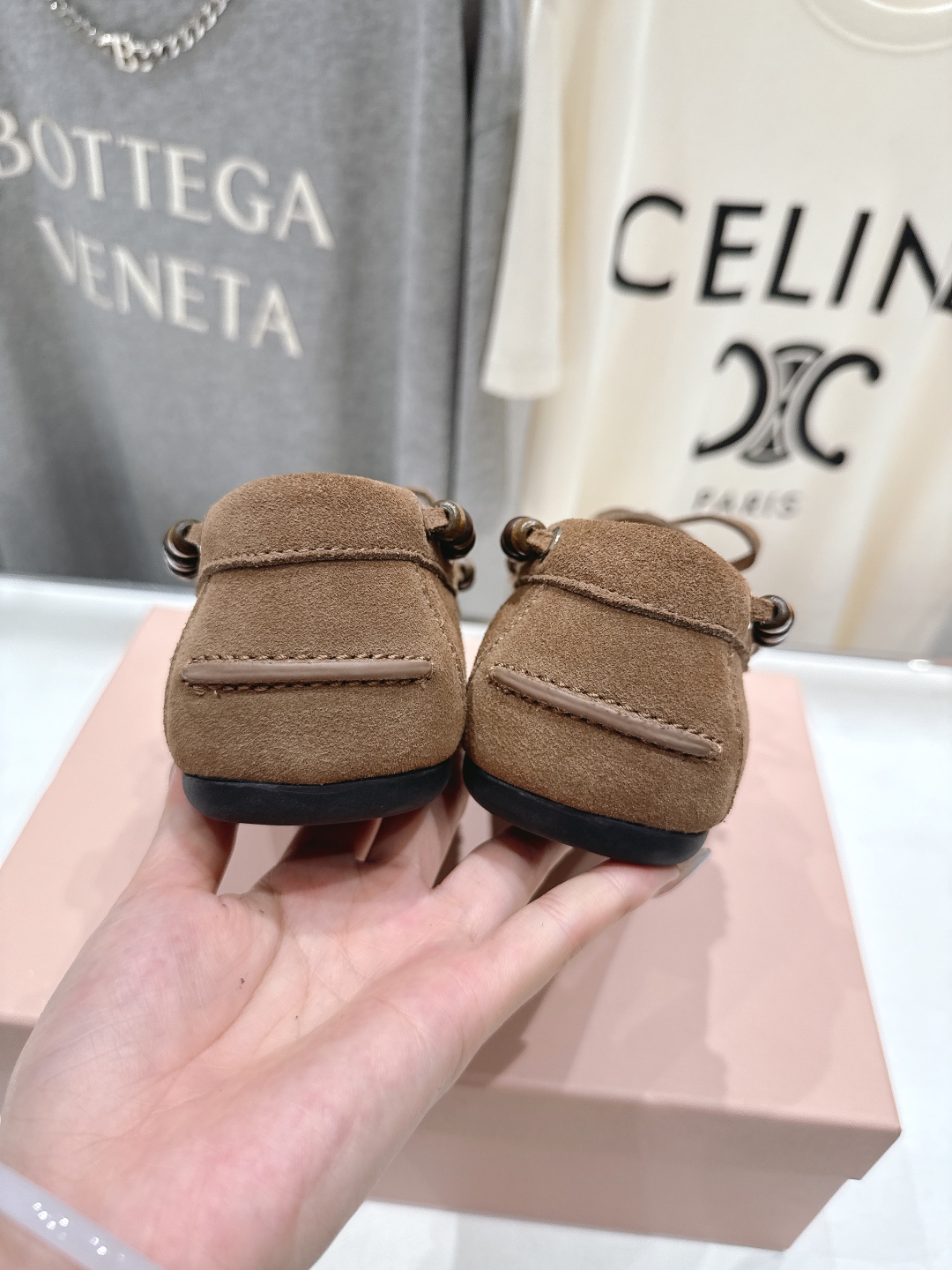 高版本出厂 MiuMiu/缪缪F029 25ss秋冬新款手工串珠流苏一脚蹬驾车鞋乐福鞋休闲单鞋这款永不过