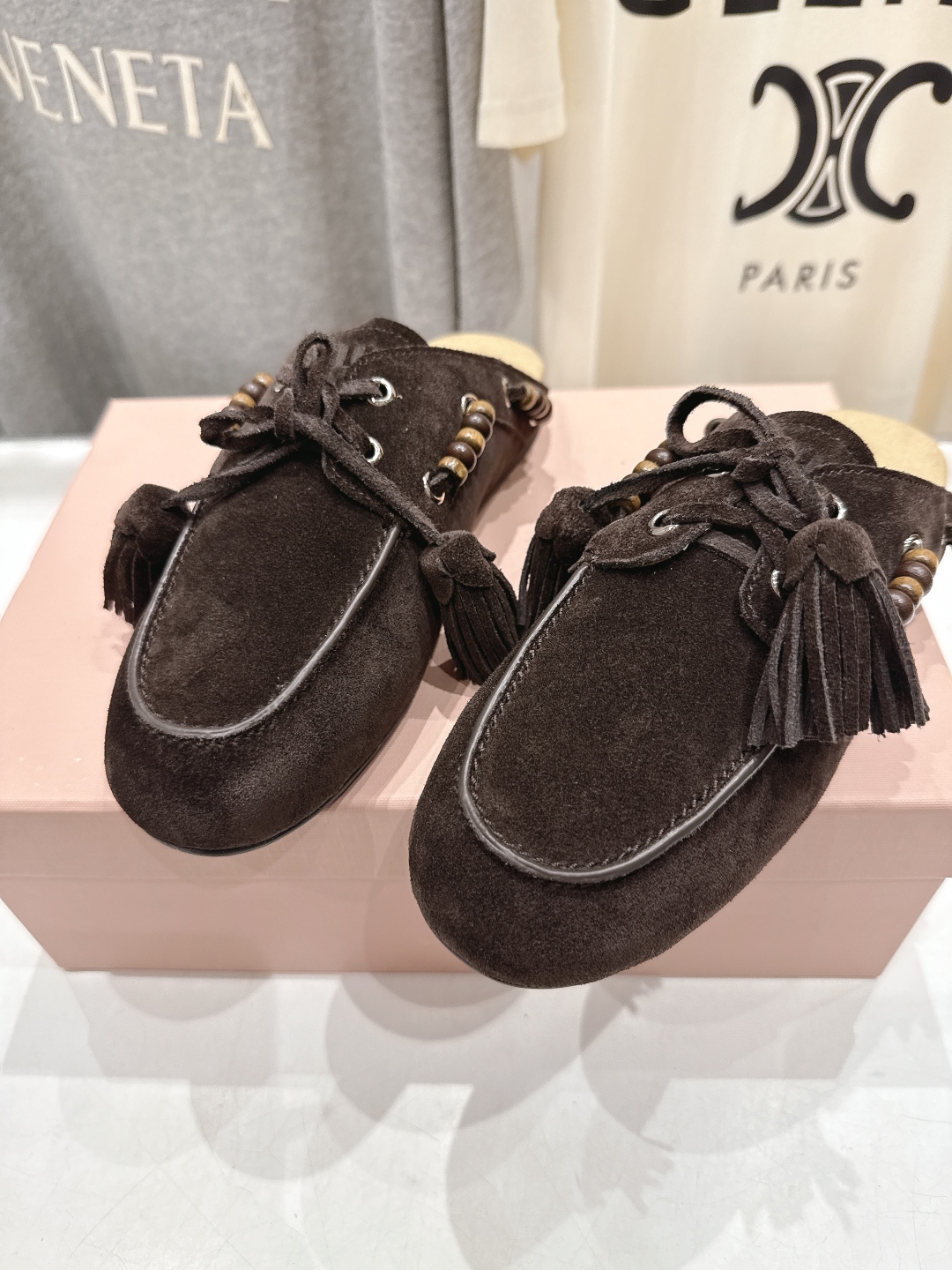 高版本出厂 半拖 MiuMiu/缪缪F029 25ss秋冬新款手工串珠流苏一脚蹬半包乐福鞋休闲单鞋这款永