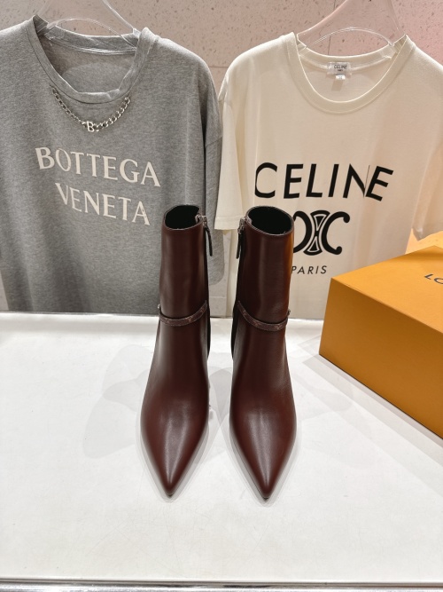 Louis Vuitton Women's Leather Pointed-Toe Heeled Ankle Boots, Size 35-40 1 Louis Vuitton Women's Leather Pointed-Toe Heeled Ankle Boots, Size 35-40
