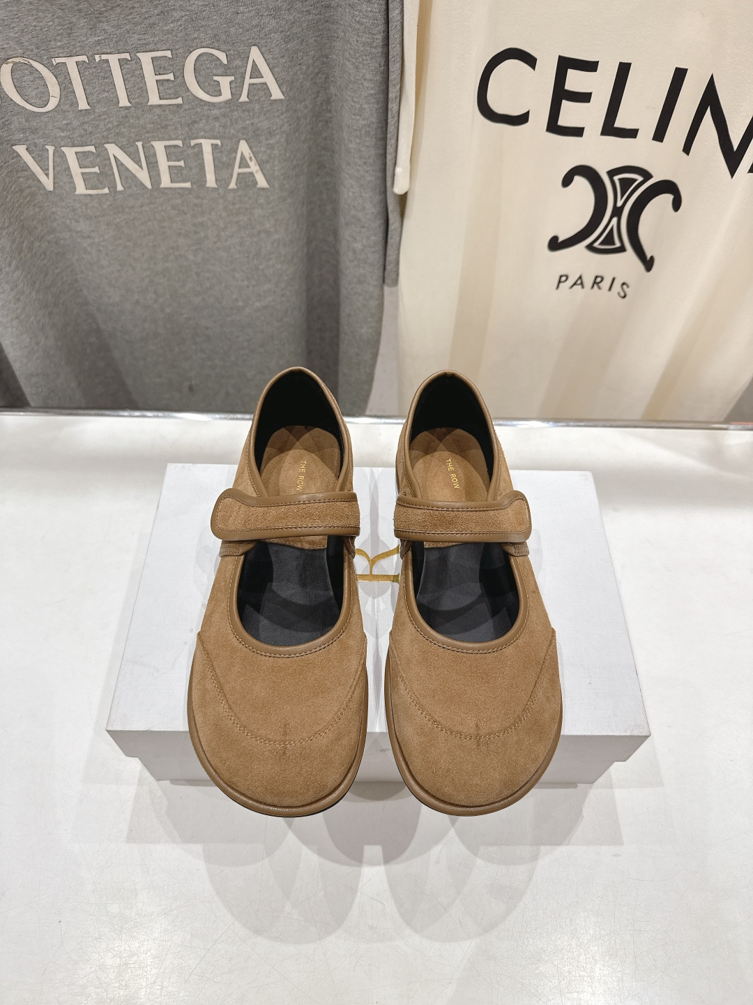 高版本出厂 The Row 2025ss新品爆款平底玛丽珍乐福鞋一脚蹬单鞋复古穆勒鞋非常舒服的一款平底鞋