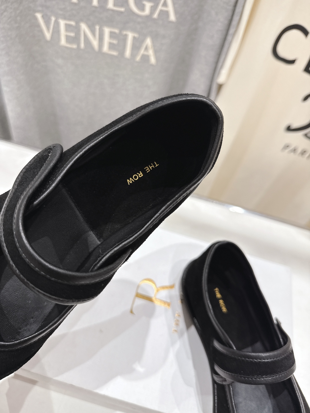 高版本出厂 The Row 2025ss新品爆款平底玛丽珍乐福鞋一脚蹬单鞋复古穆勒鞋非常舒服的一款平底鞋