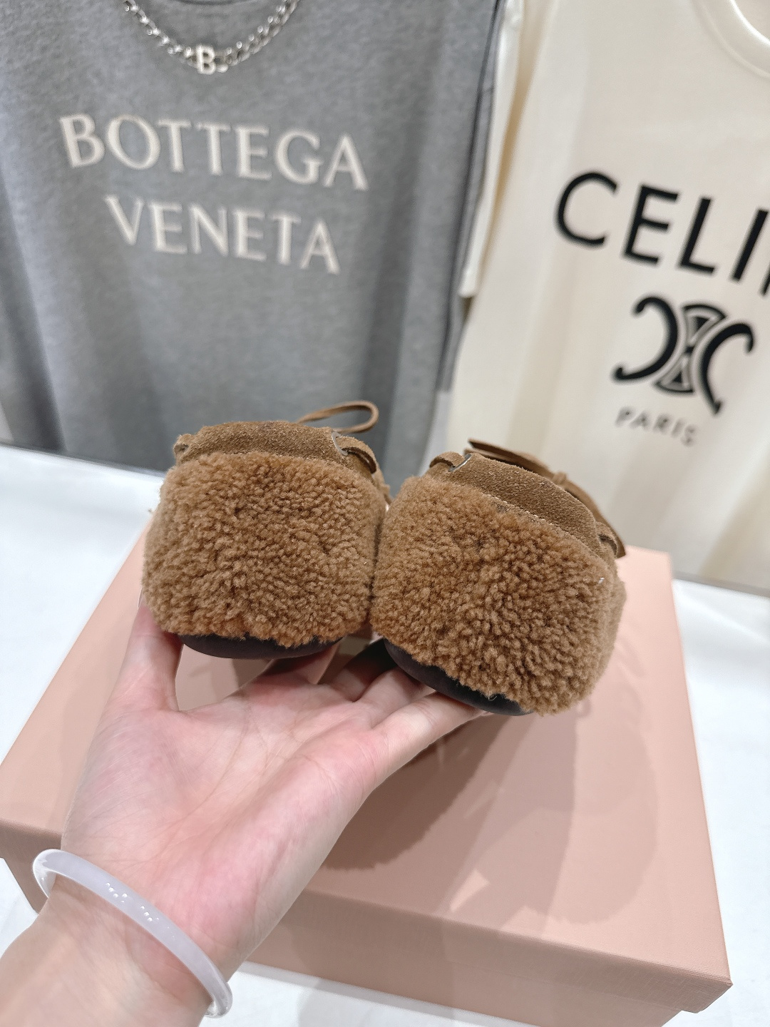 高版本出厂 MiuMiu/缪缪F027 2025ss秋冬走秀款一脚蹬驾车鞋加毛乐福鞋毛毛鞋这款永不过时的