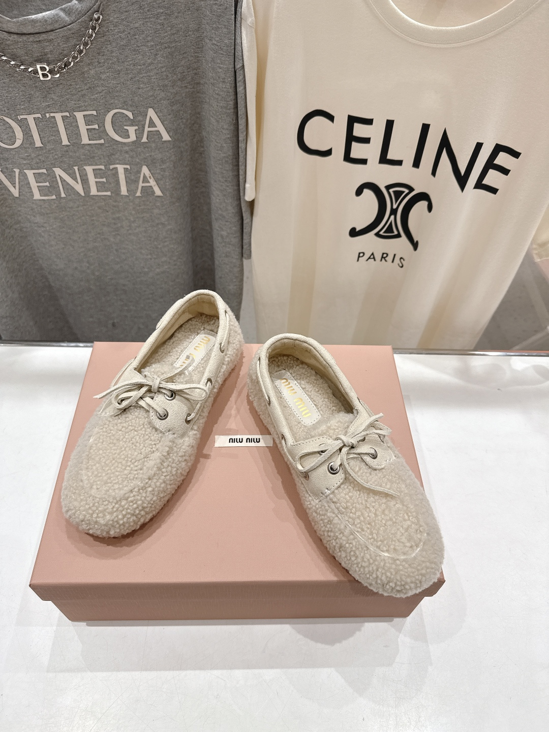 高版本出厂 MiuMiu/缪缪F027 2025ss秋冬走秀款一脚蹬驾车鞋加毛乐福鞋毛毛鞋这款永不过时的