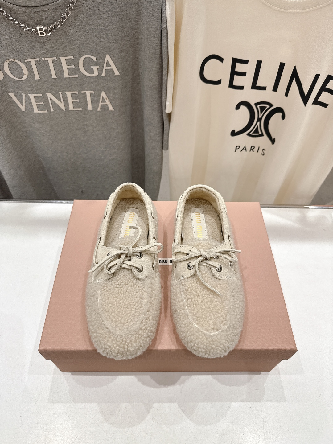 高版本出厂 MiuMiu/缪缪F027 2025ss秋冬走秀款一脚蹬驾车鞋加毛乐福鞋毛毛鞋这款永不过时的