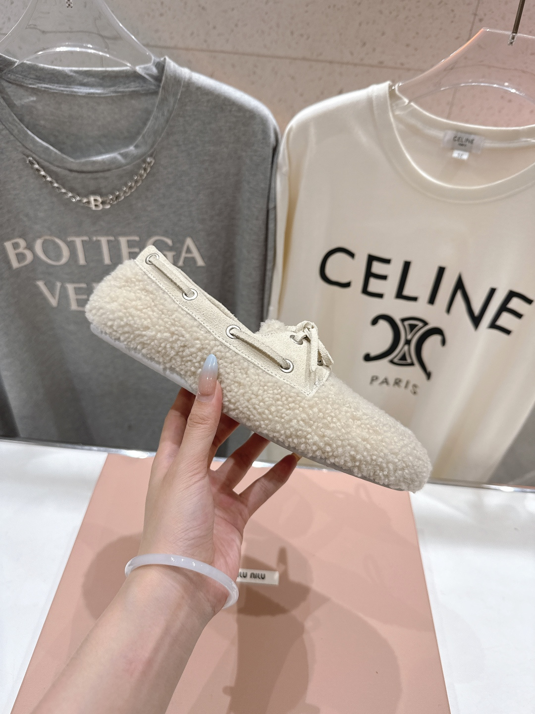 高版本出厂 MiuMiu/缪缪F027 2025ss秋冬走秀款一脚蹬驾车鞋加毛乐福鞋毛毛鞋这款永不过时的