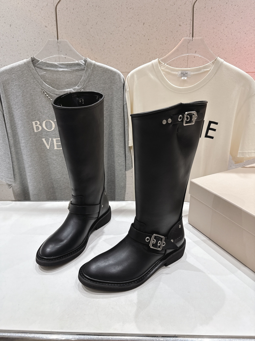 高版本出厂GGDB Golden Goose F028 25ss复古长筒靴骑士靴采用优质真皮制作，质感细