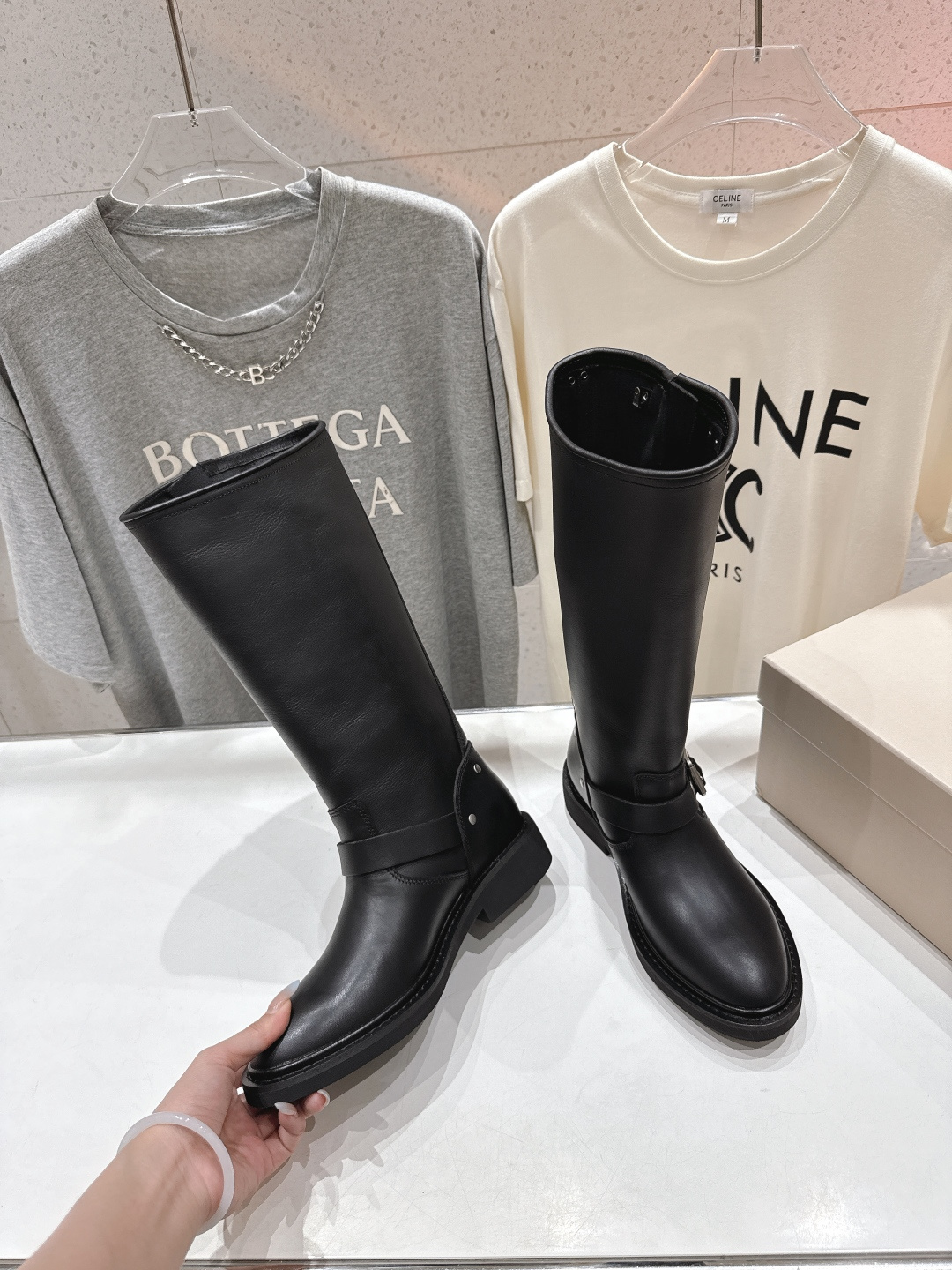 高版本出厂GGDB Golden Goose F028 25ss复古长筒靴骑士靴采用优质真皮制作，质感细