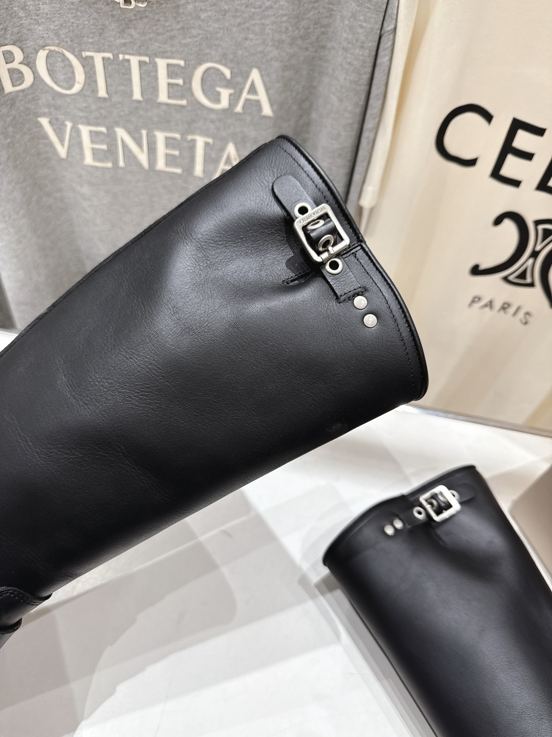 高版本出厂GGDB Golden Goose F028 25ss复古长筒靴骑士靴采用优质真皮制作，质感细