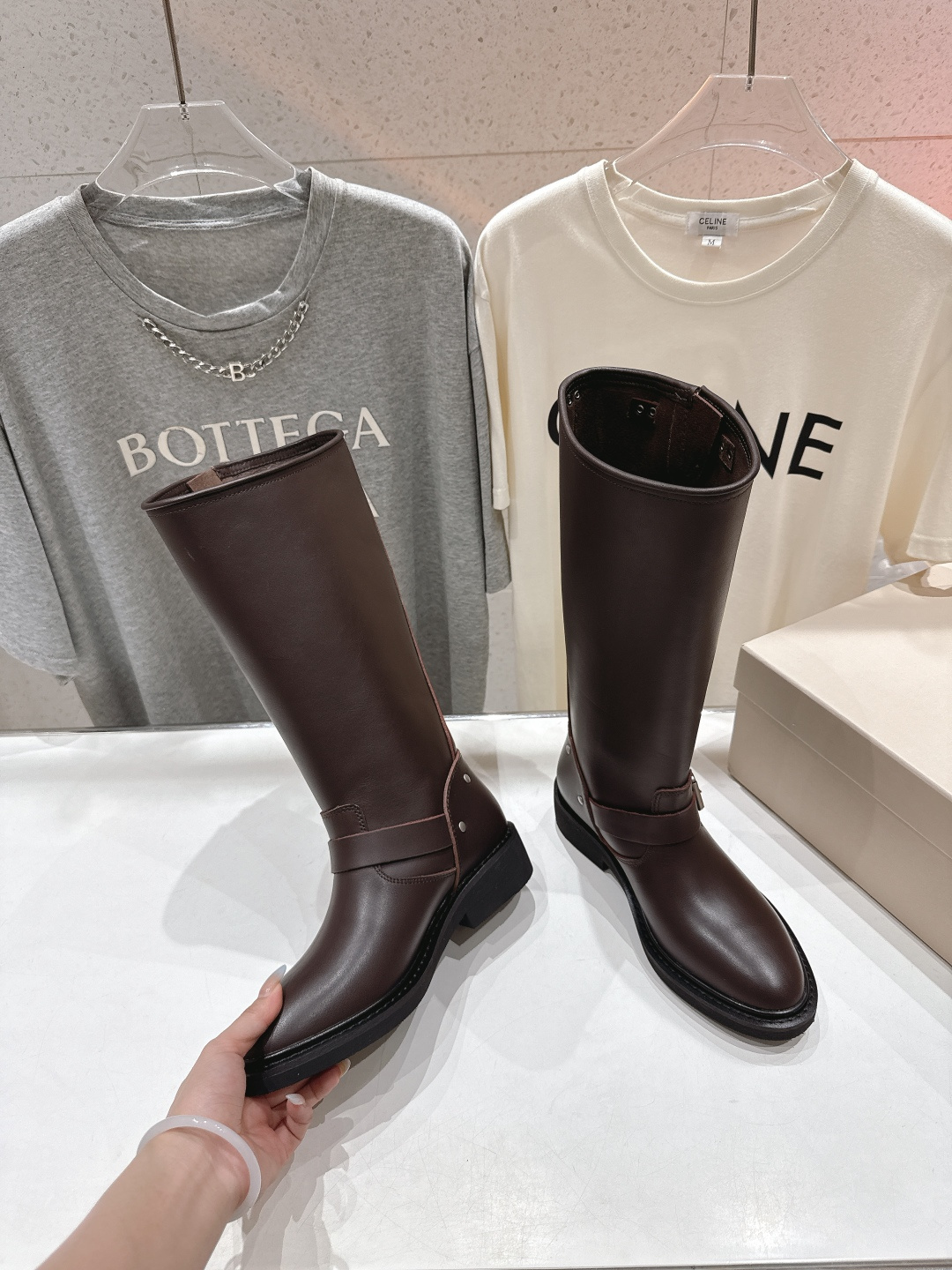 高版本出厂GGDB Golden Goose F028 25ss复古长筒靴骑士靴采用优质真皮制作，质感细