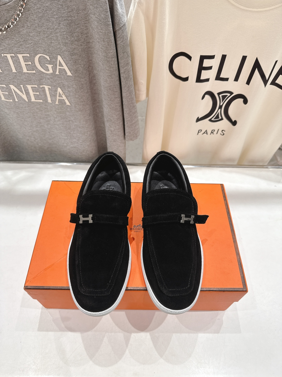 高版本出厂 男码+10 Hermes/爱马仕H家F056 2025ss新品情侣款休闲鞋乐福鞋经典休闲风格