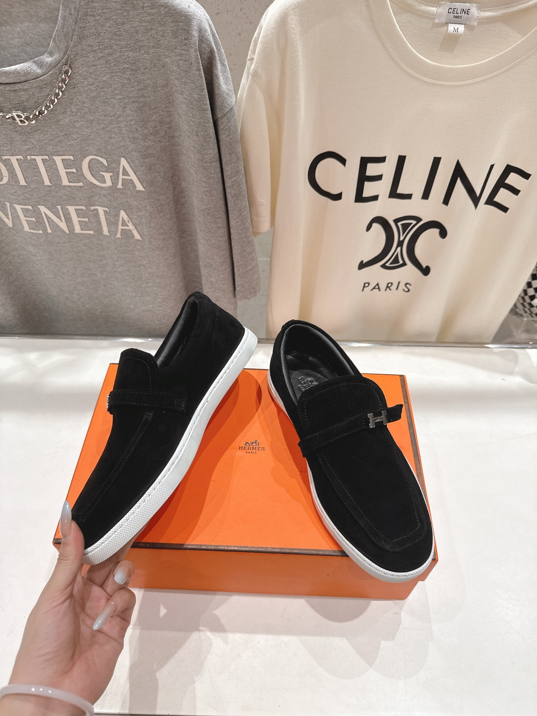 高版本出厂 男码+10 Hermes/爱马仕H家F056 2025ss新品情侣款休闲鞋乐福鞋经典休闲风格