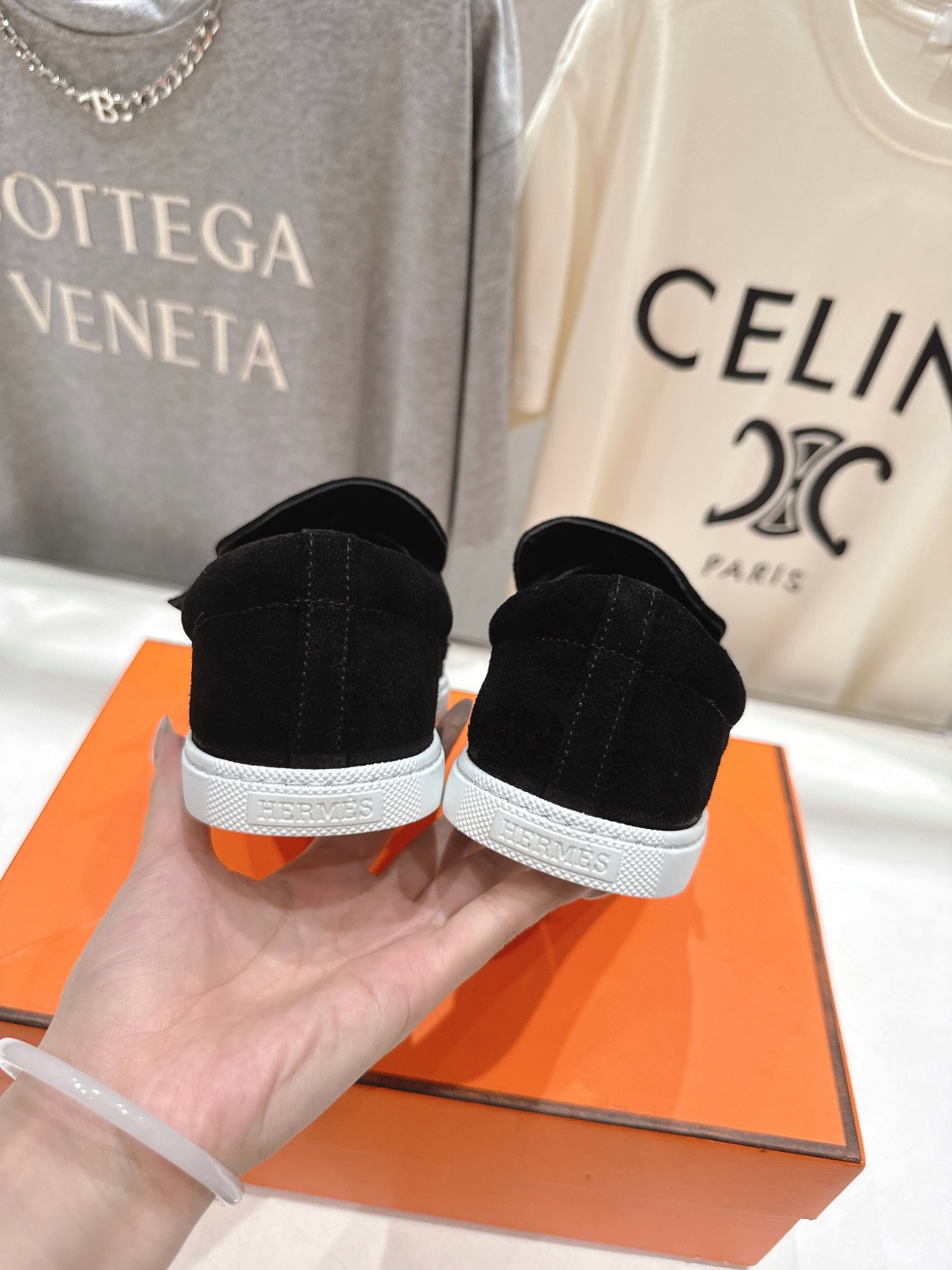 高版本出厂 男码+10 Hermes/爱马仕H家F056 2025ss新品情侣款休闲鞋乐福鞋经典休闲风格