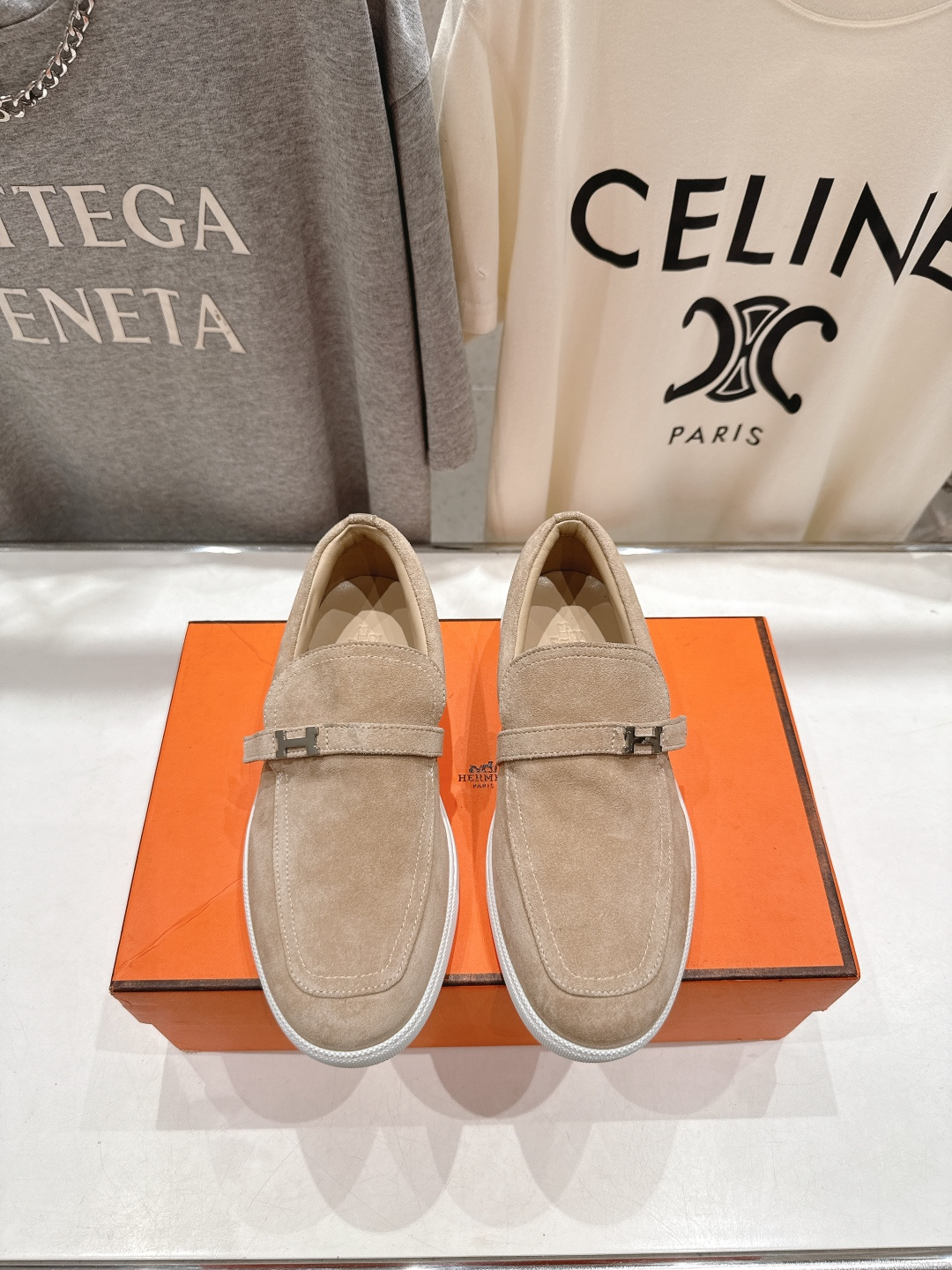 高版本出厂 男码+10 Hermes/爱马仕H家F056 2025ss新品情侣款休闲鞋乐福鞋经典休闲风格