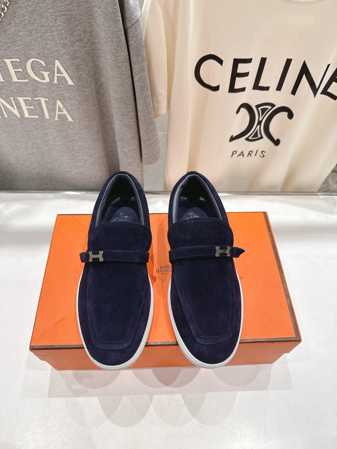 高版本出厂 男码+10 Hermes/爱马仕H家F056 2025ss新品情侣款休闲鞋乐福鞋经典休闲风格