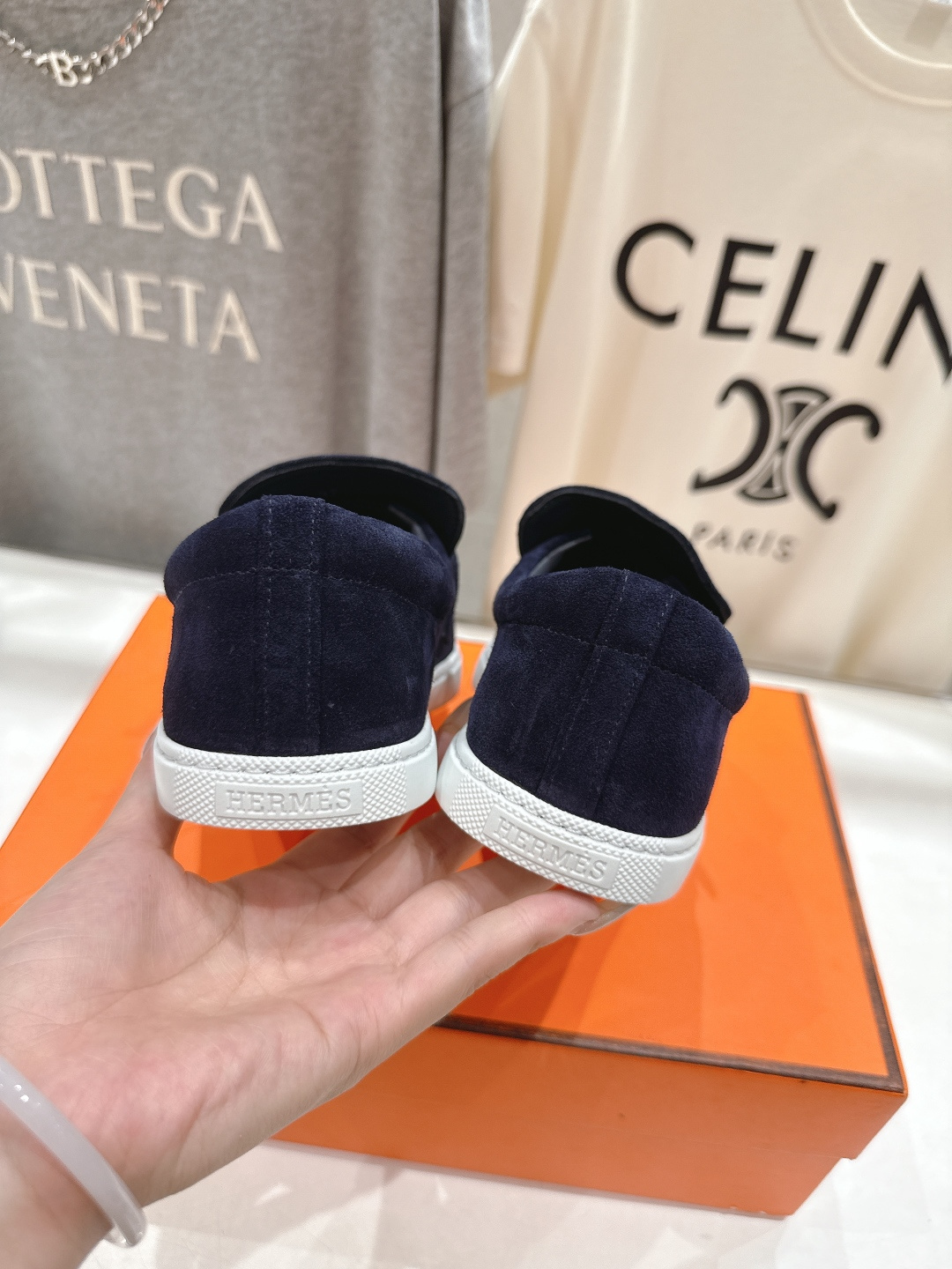 高版本出厂 男码+10 Hermes/爱马仕H家F056 2025ss新品情侣款休闲鞋乐福鞋经典休闲风格