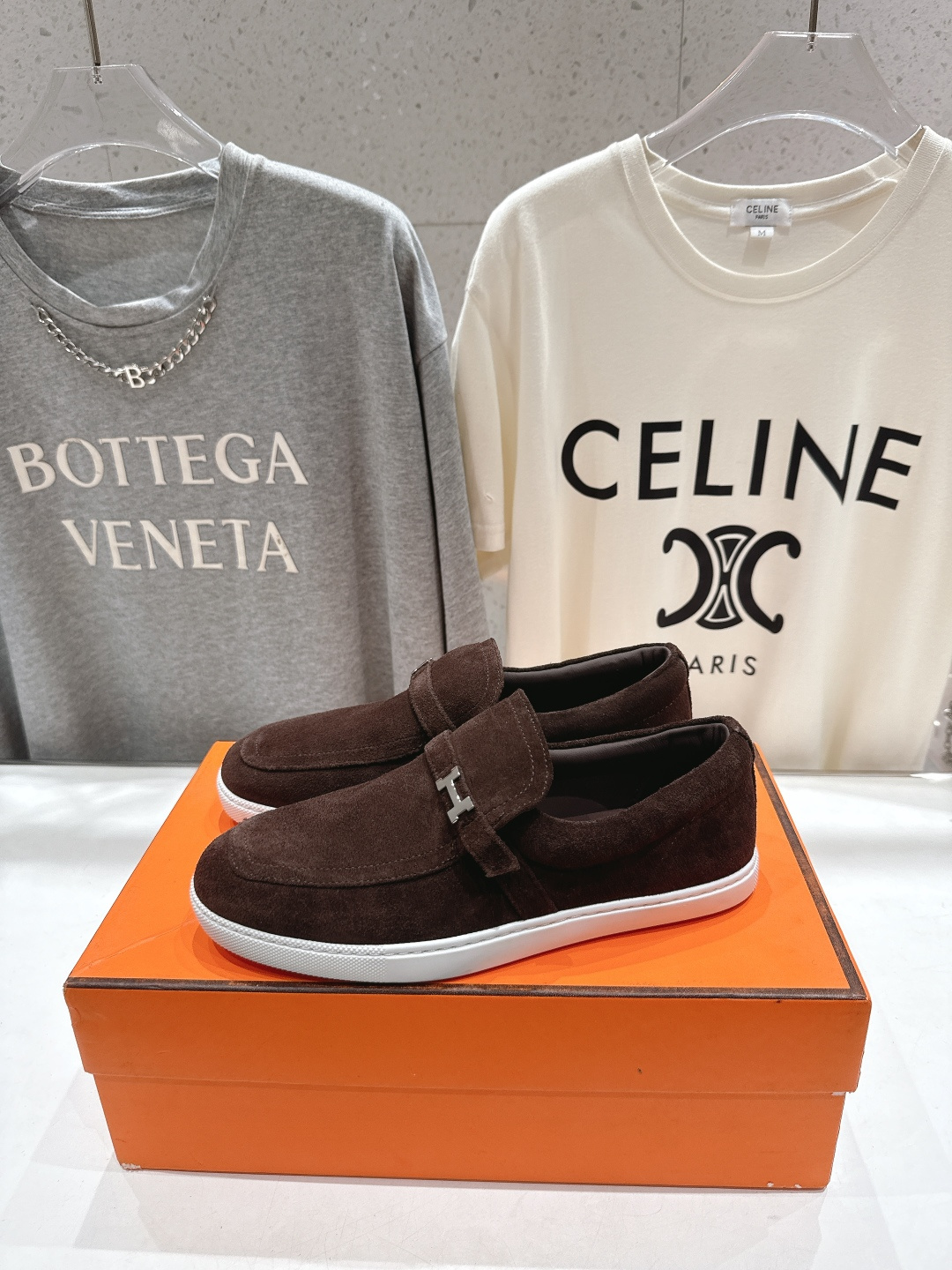 高版本出厂 男码+10 Hermes/爱马仕H家F056 2025ss新品情侣款休闲鞋乐福鞋经典休闲风格