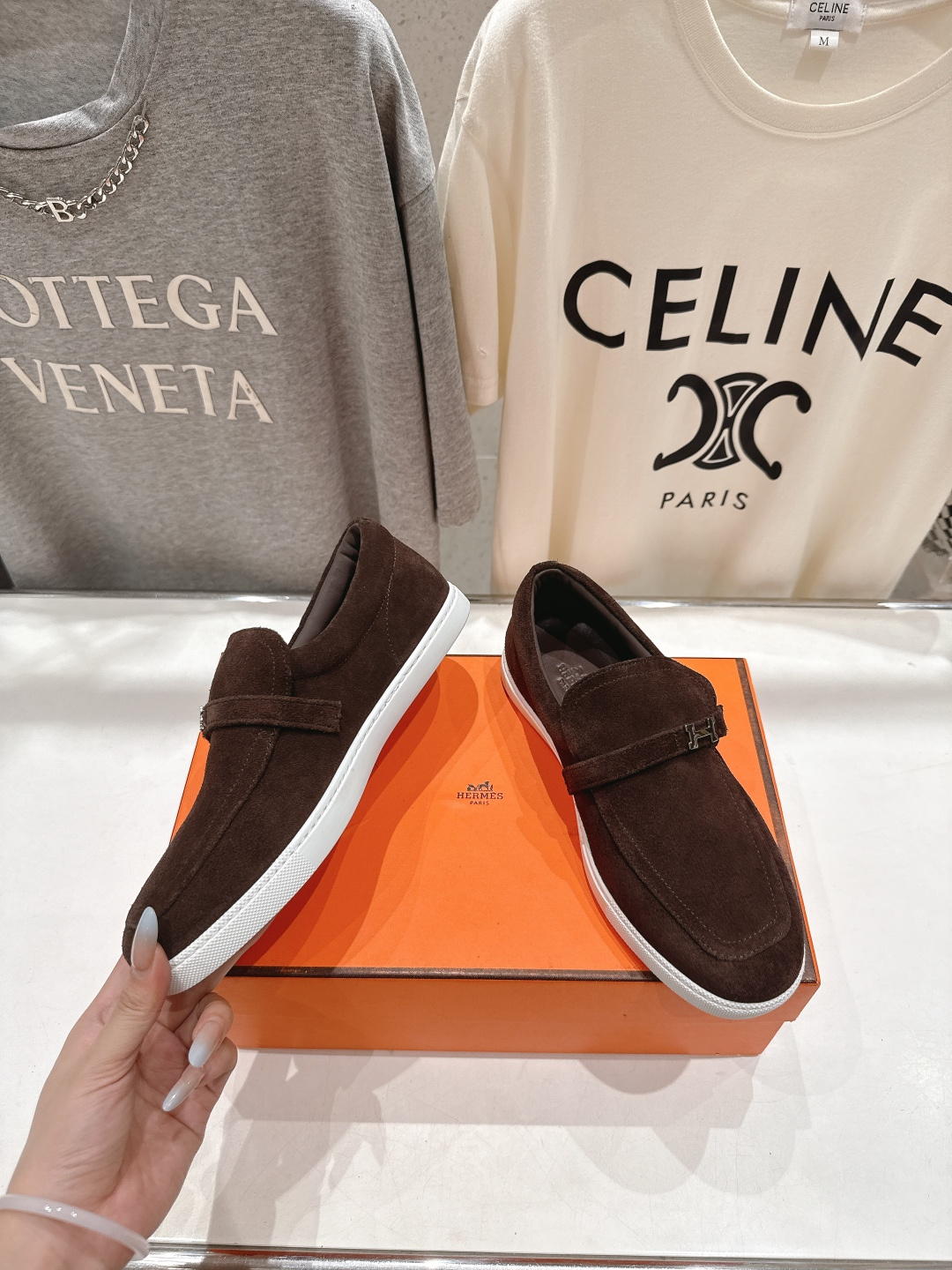 高版本出厂 男码+10 Hermes/爱马仕H家F056 2025ss新品情侣款休闲鞋乐福鞋经典休闲风格