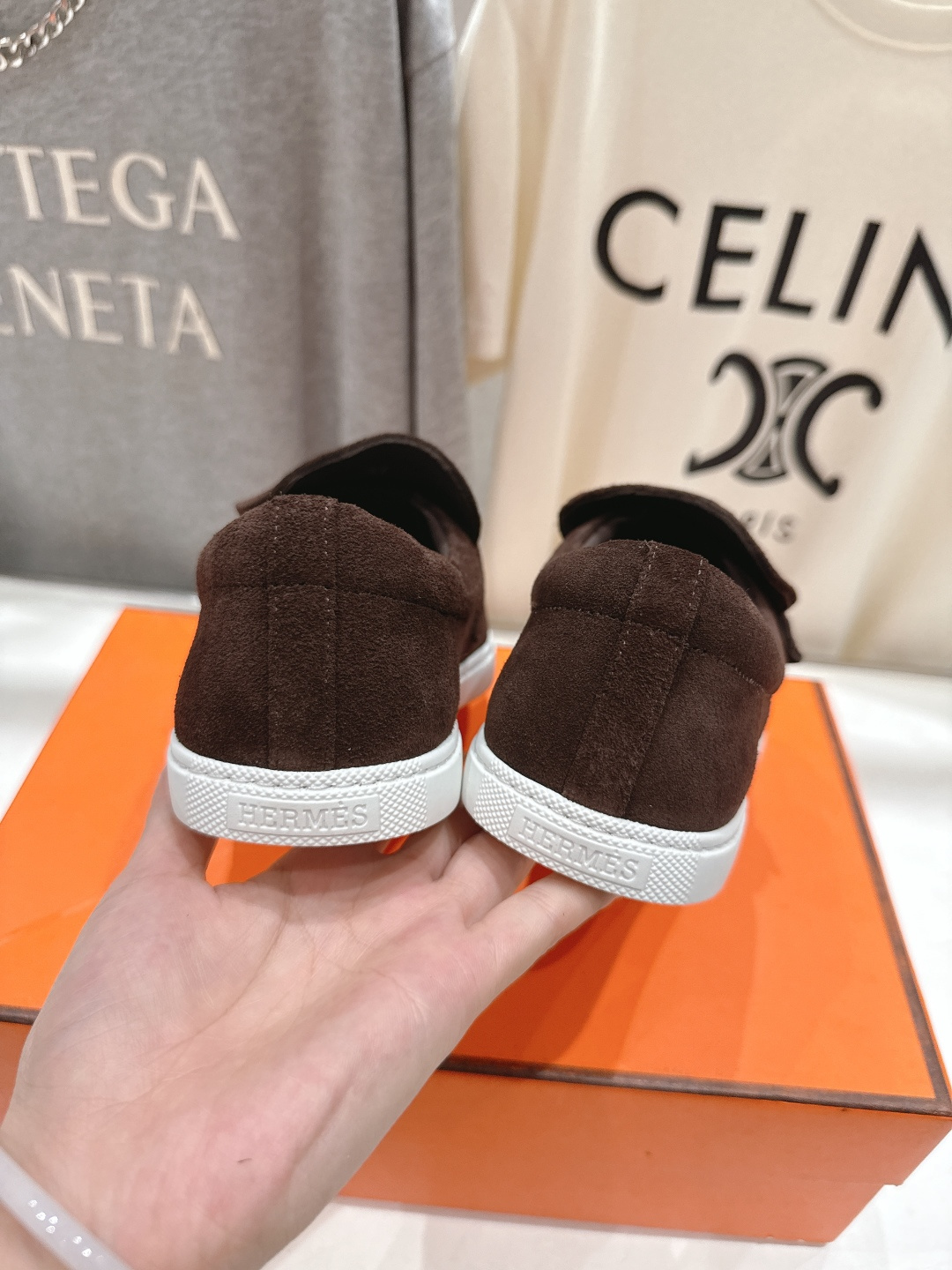 高版本出厂 男码+10 Hermes/爱马仕H家F056 2025ss新品情侣款休闲鞋乐福鞋经典休闲风格