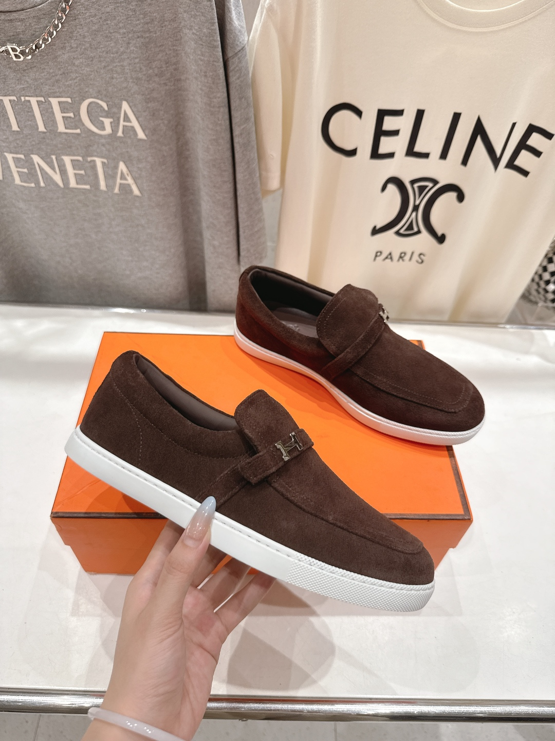 高版本出厂 男码+10 Hermes/爱马仕H家F056 2025ss新品情侣款休闲鞋乐福鞋经典休闲风格